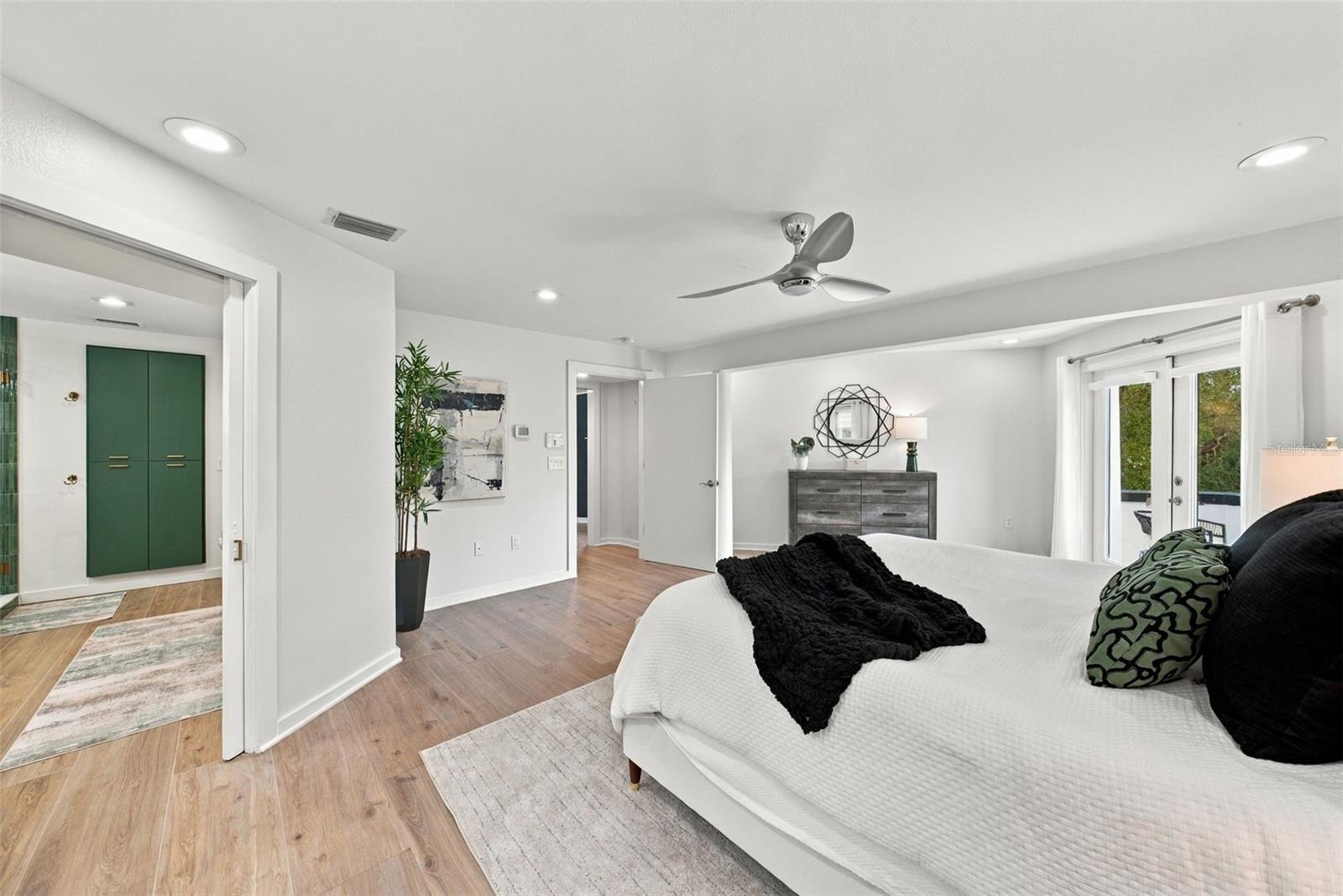 2703 W PRICE AVE — photo 37