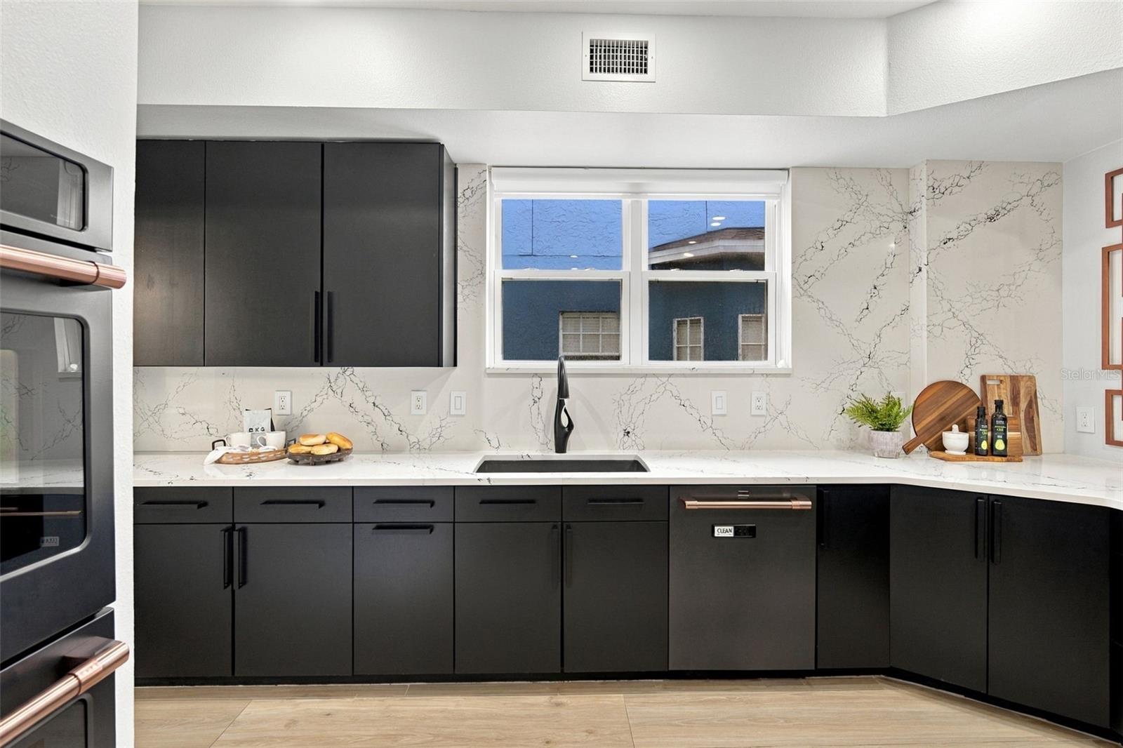 2703 W PRICE AVE — photo 21