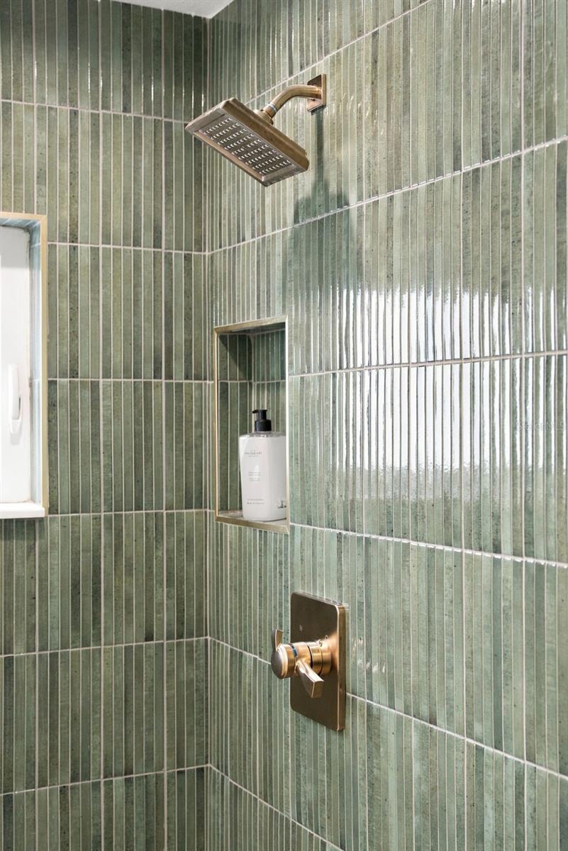 2703 W PRICE AVE — photo 44
