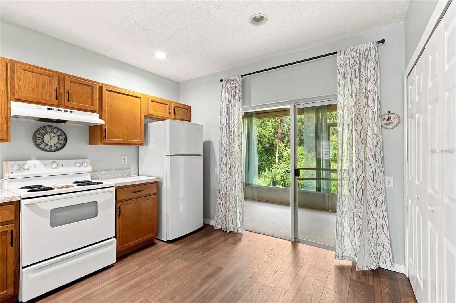 1339 COSTA MESA DR — photo 13