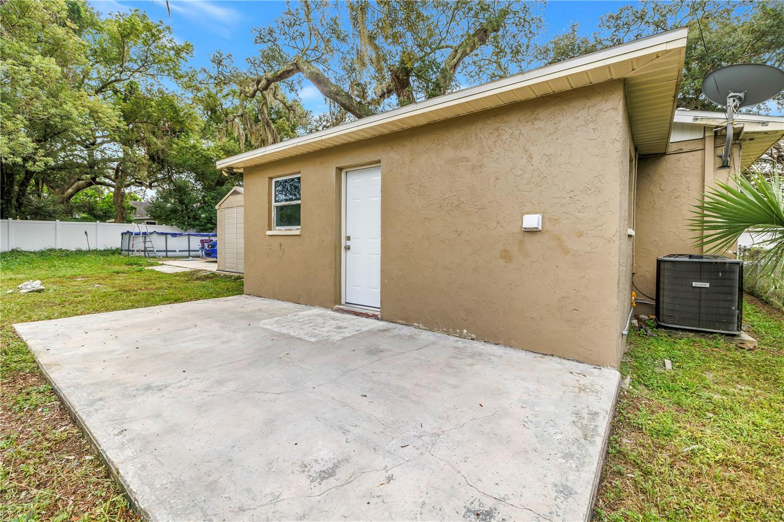 1306 E NEW ORLEANS AVE — photo 13