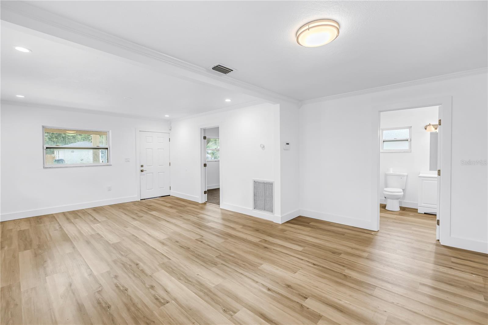 1306 E NEW ORLEANS AVE — photo 21