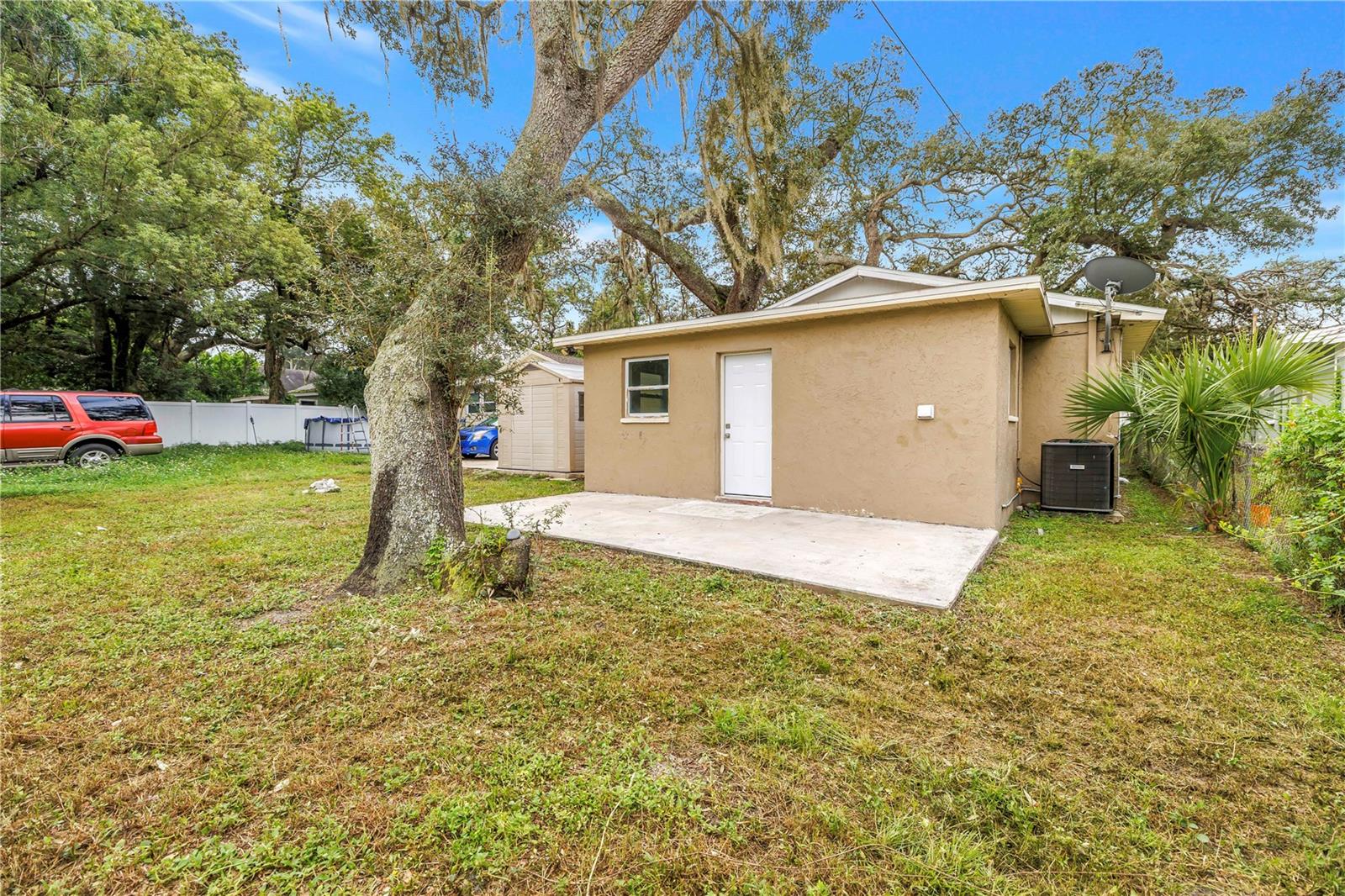 1306 E NEW ORLEANS AVE — photo 12