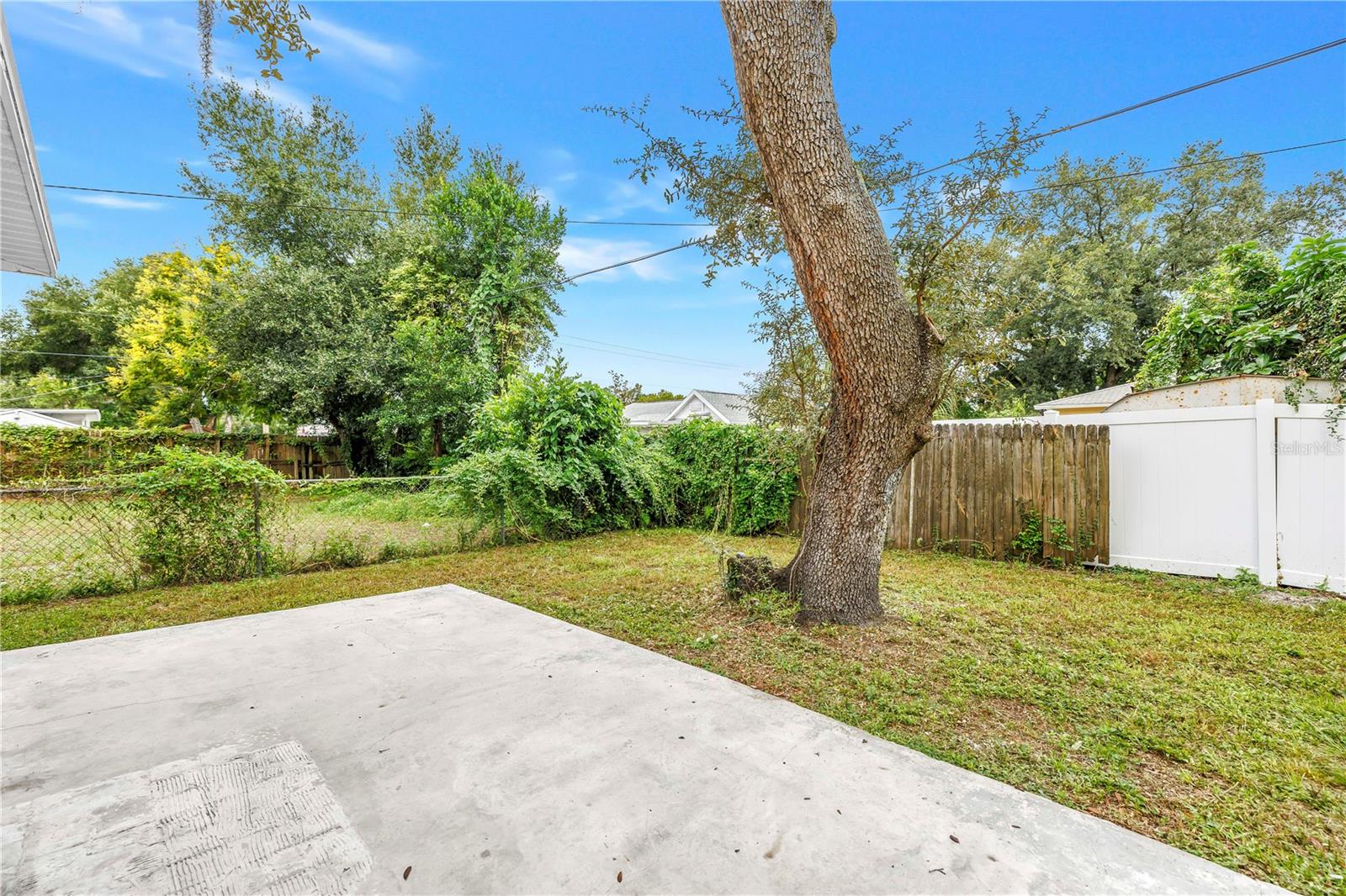 1306 E NEW ORLEANS AVE — photo 14