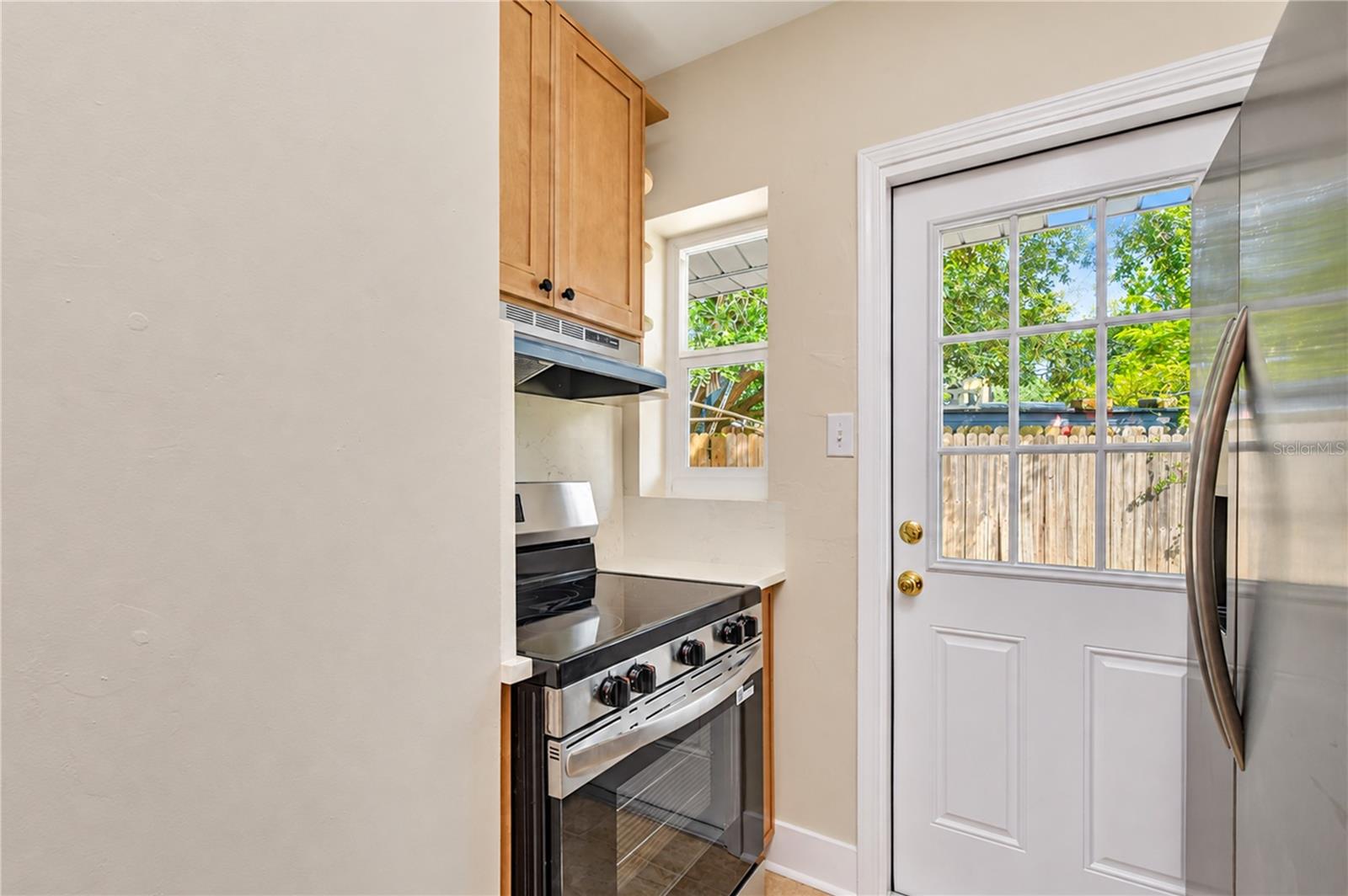 4117 BAY ST NE — photo 13