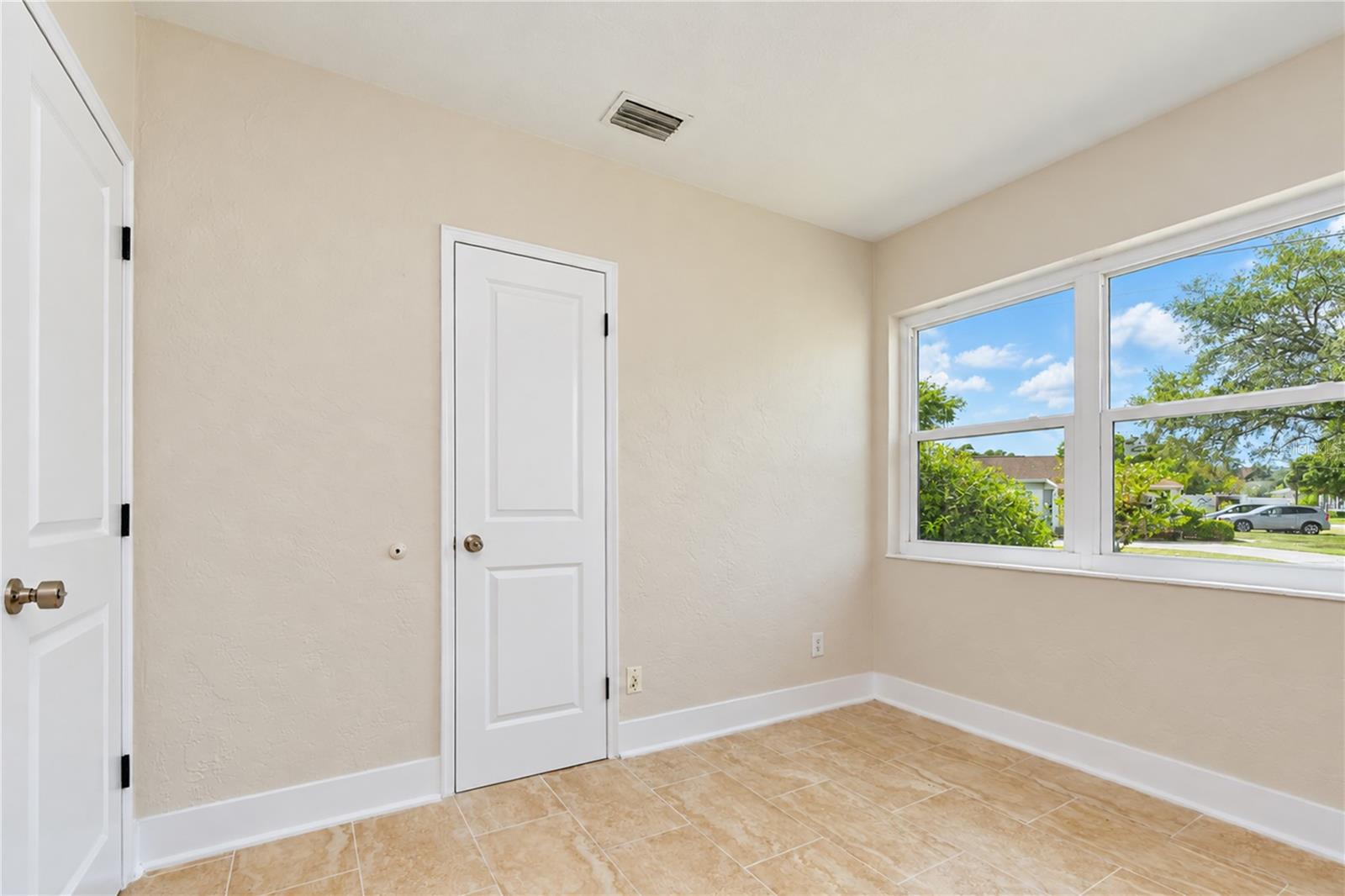 4117 BAY ST NE — photo 18