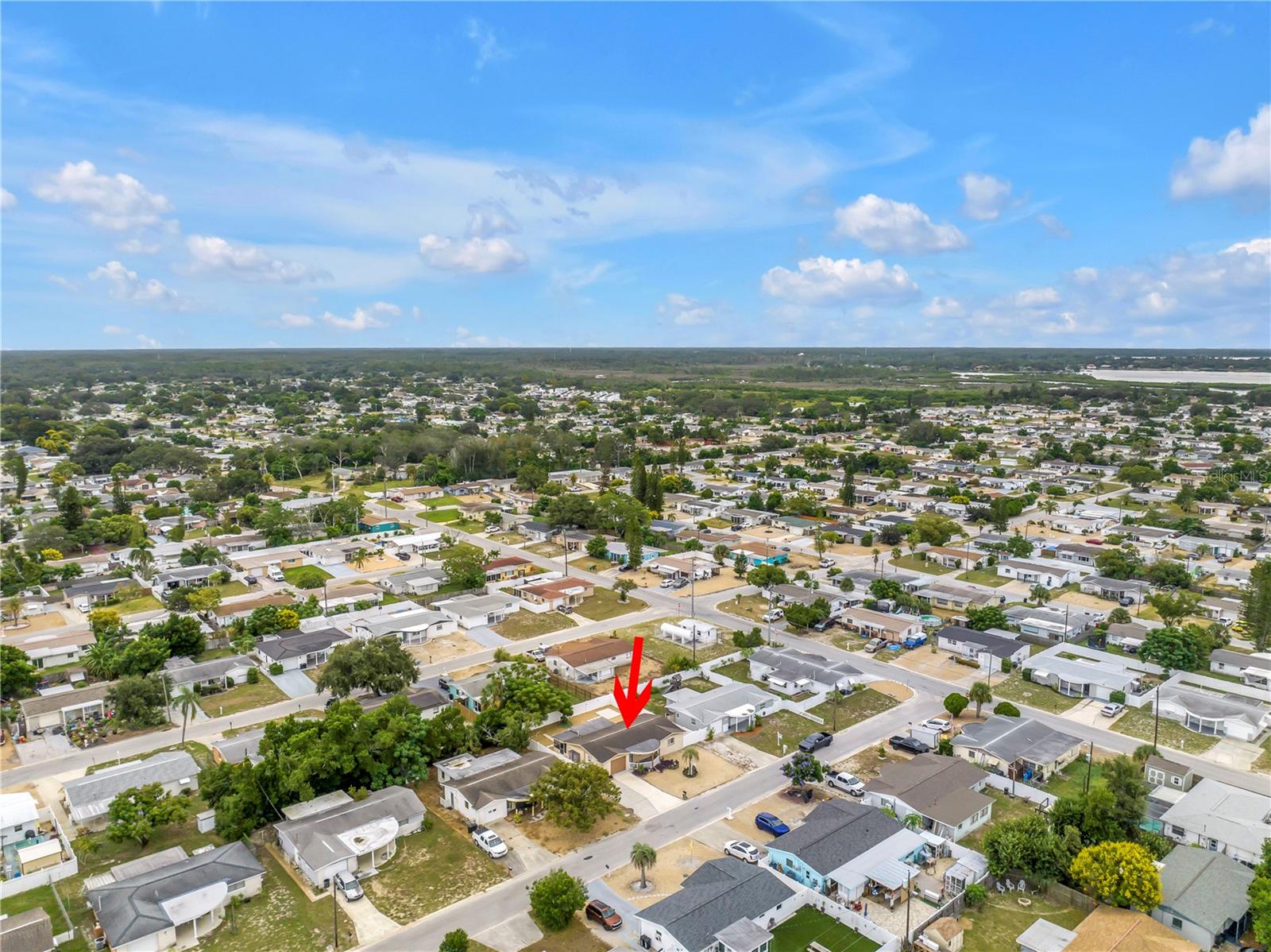 1516 DERRICK ST — photo 45
