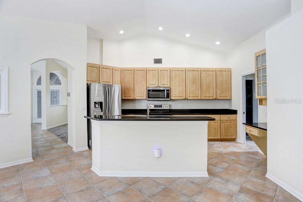 10227 QUAILS LANDING AVE — photo 12