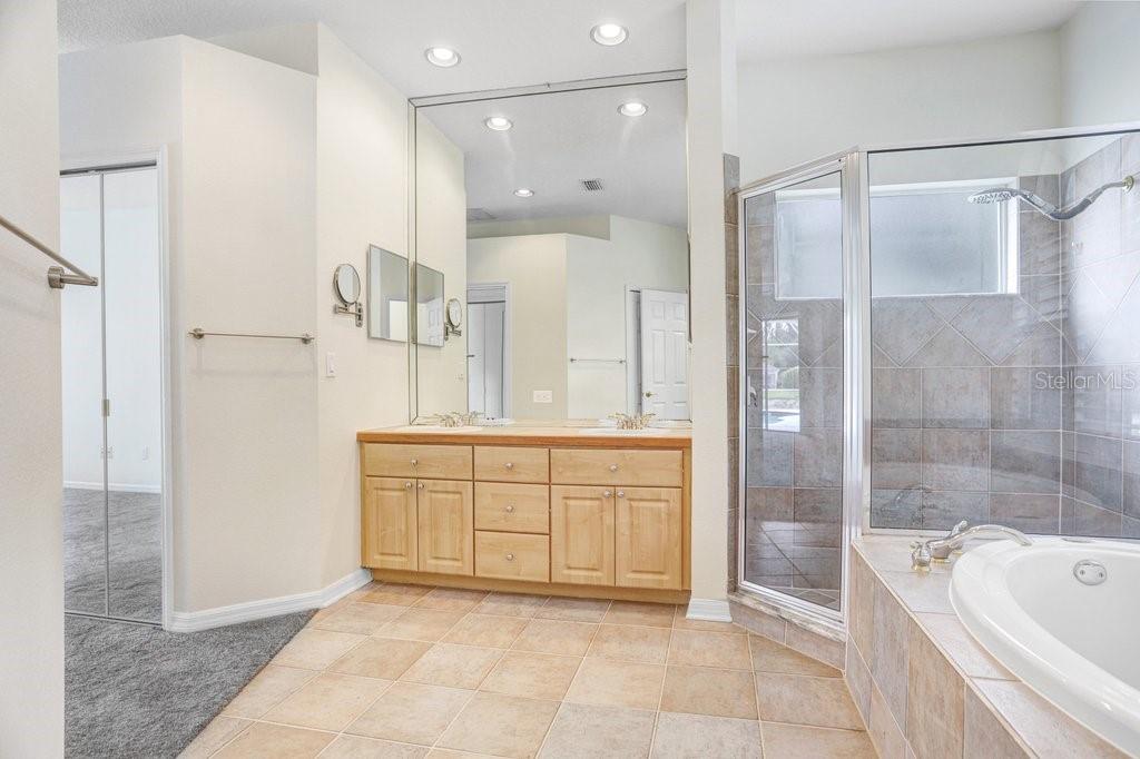 10227 QUAILS LANDING AVE — photo 11