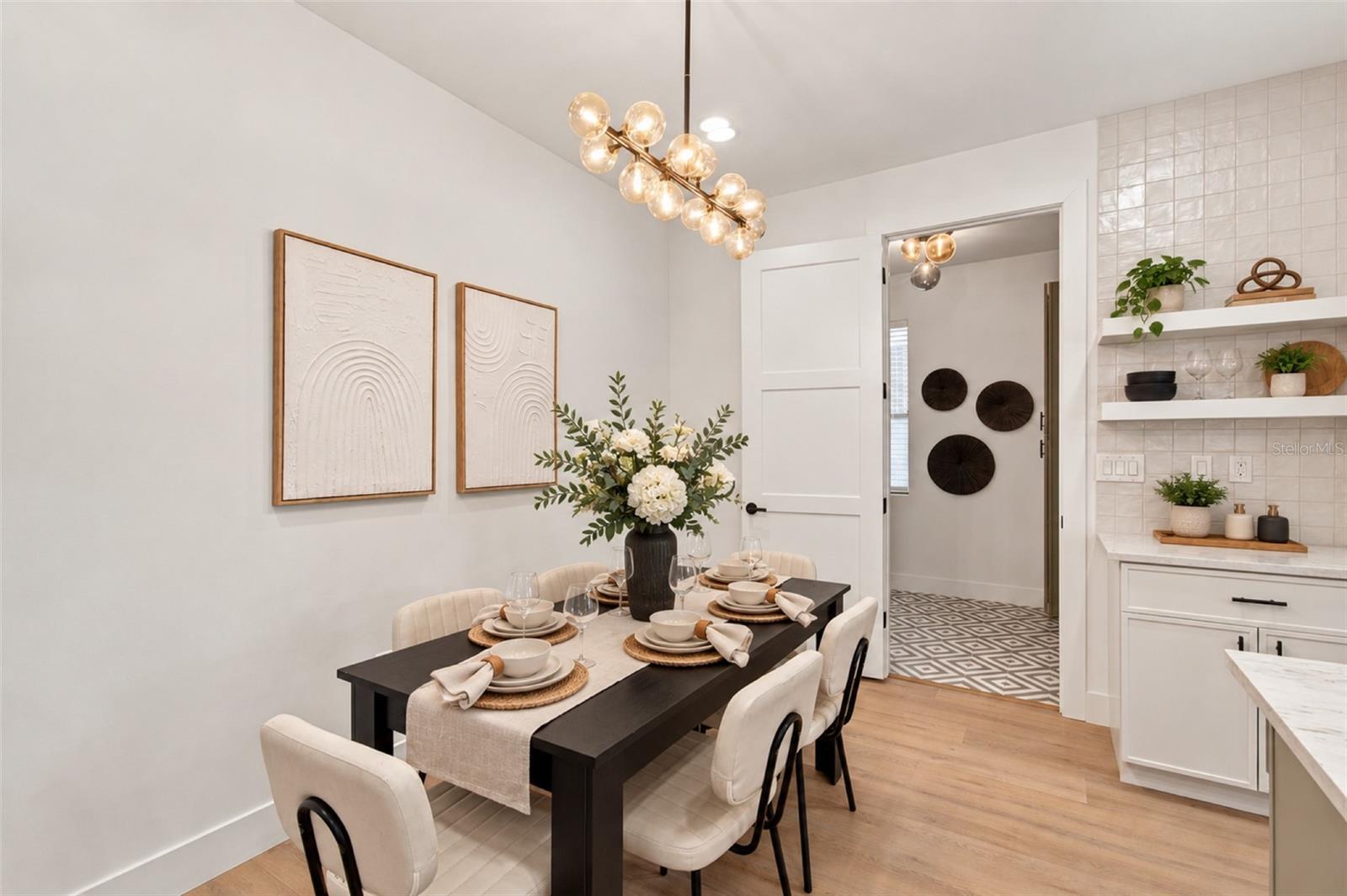 6401 S RICHARD AVE — photo 19