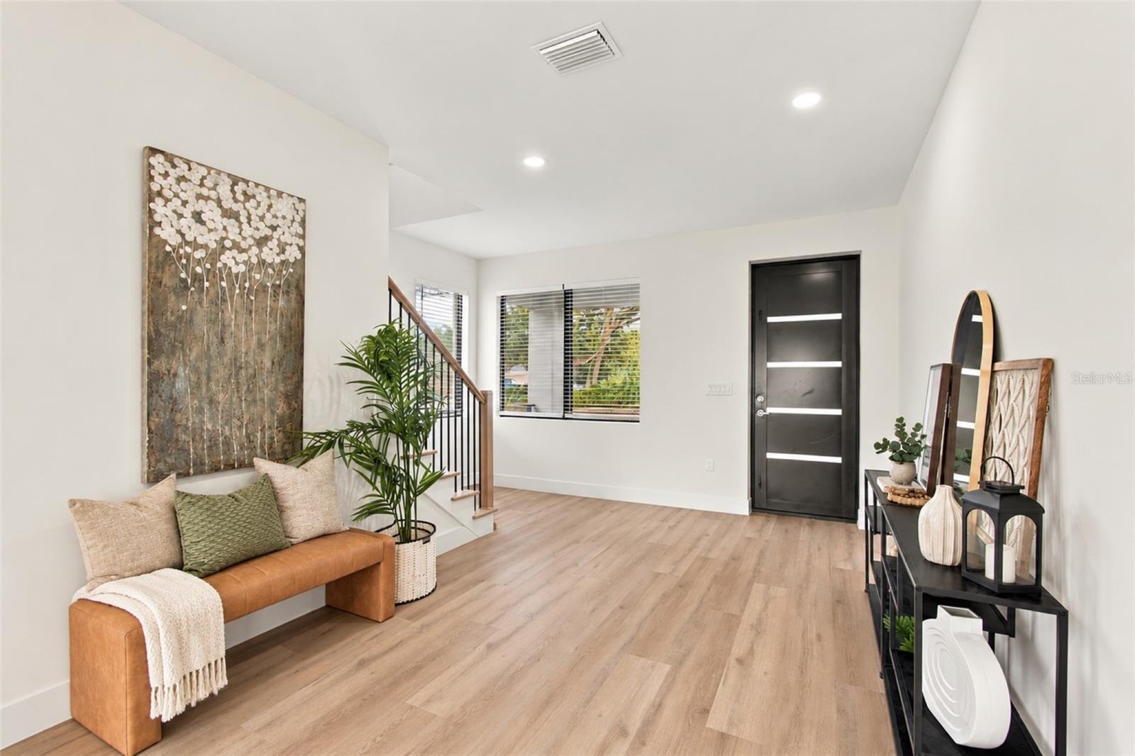 6401 S RICHARD AVE — photo 35