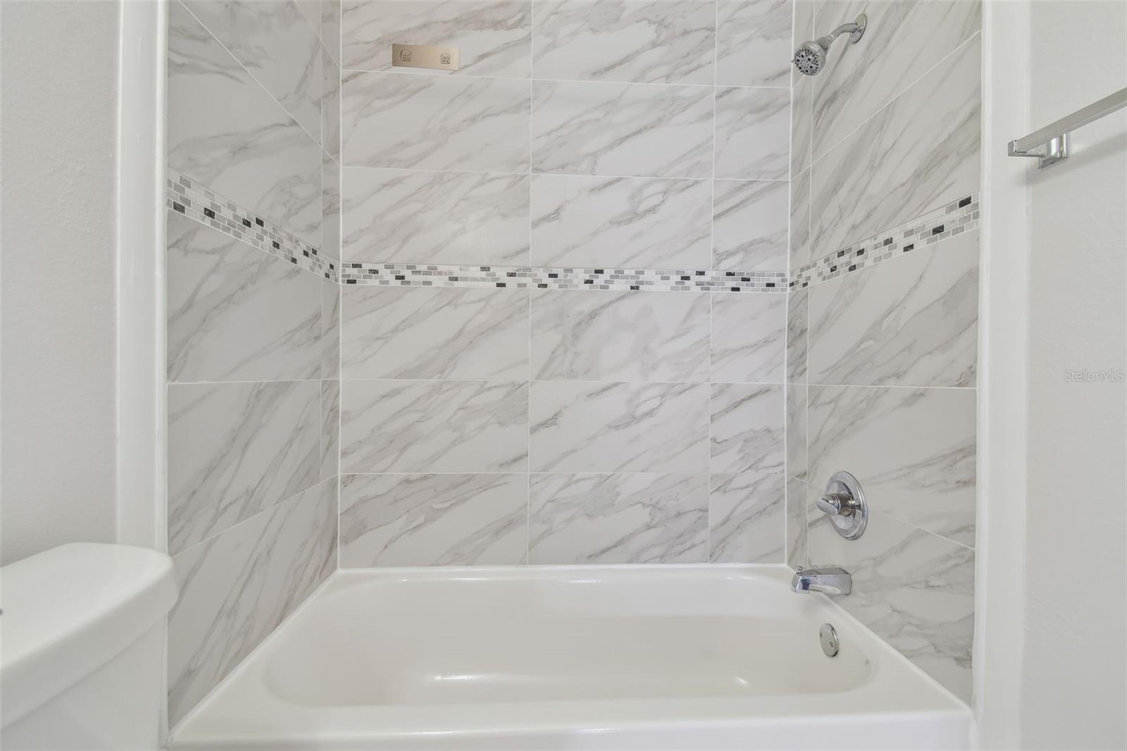3964 DREAM OAK PL #201 — photo 17