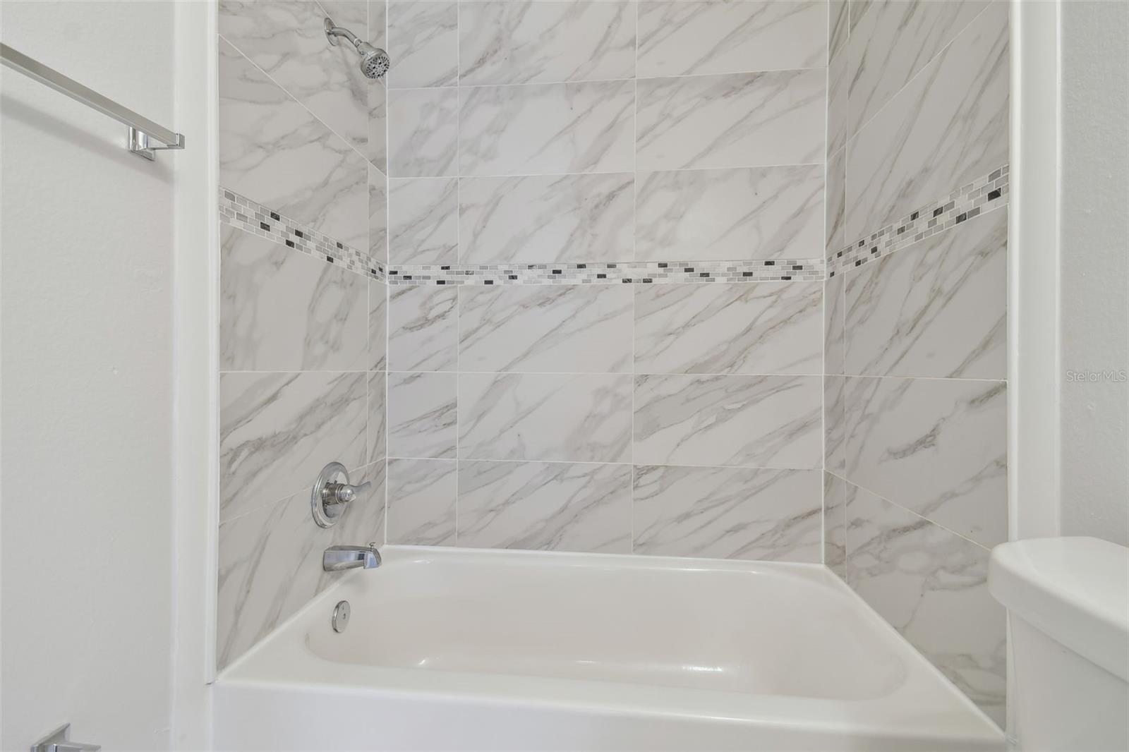 3964 DREAM OAK PL #201 — photo 22