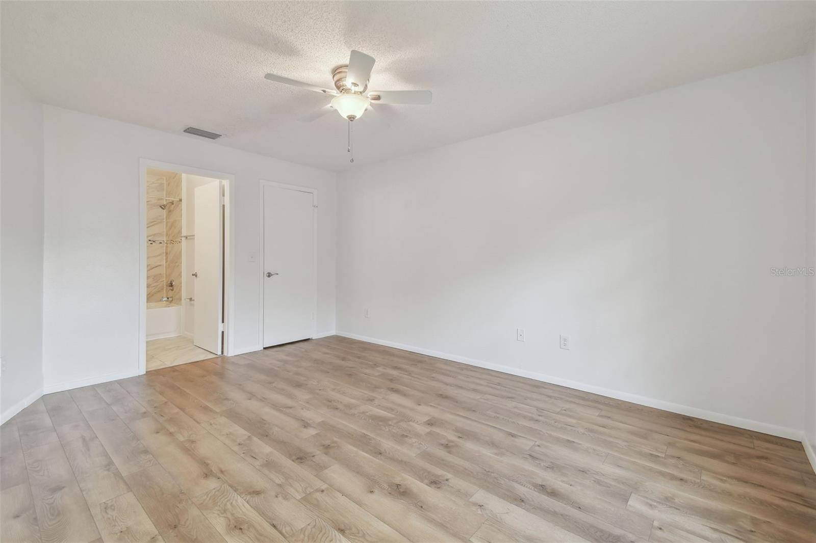 3964 DREAM OAK PL #201 — photo 18