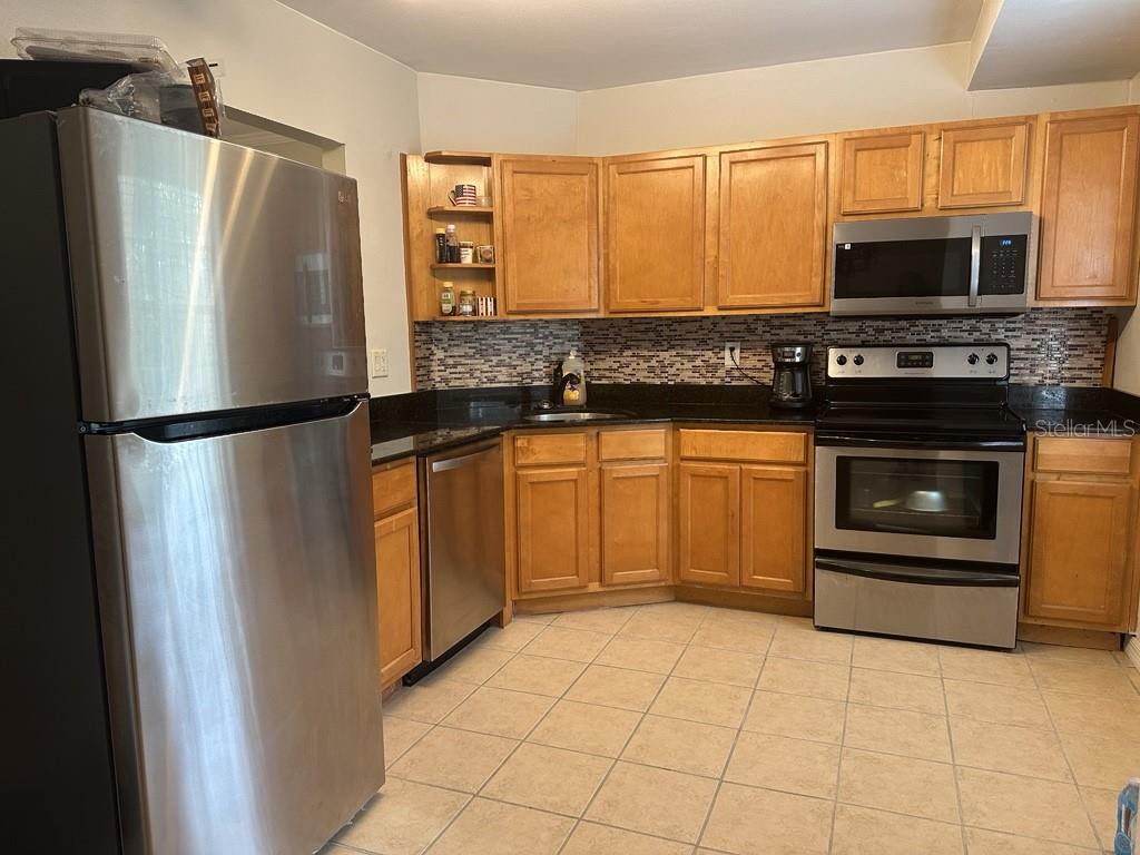 10325 CARROLLWOOD LN #77 — photo 4