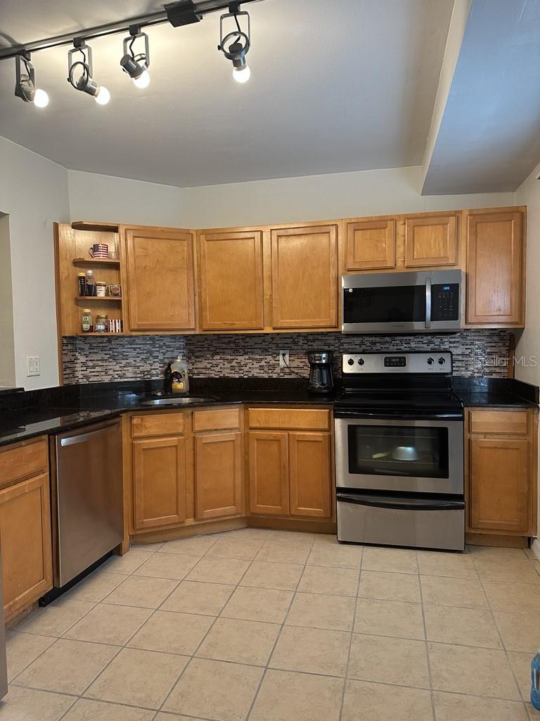10325 CARROLLWOOD LN #77 — photo 3