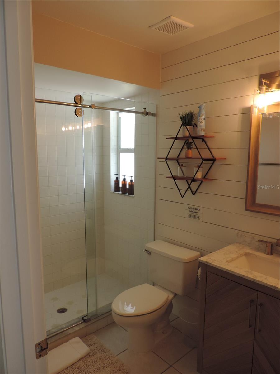 1148 ROYAL RD — photo 26