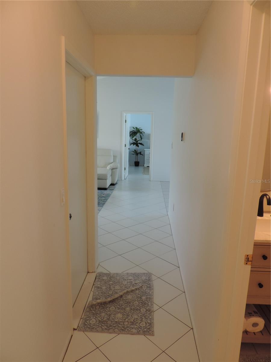 1148 ROYAL RD — photo 20