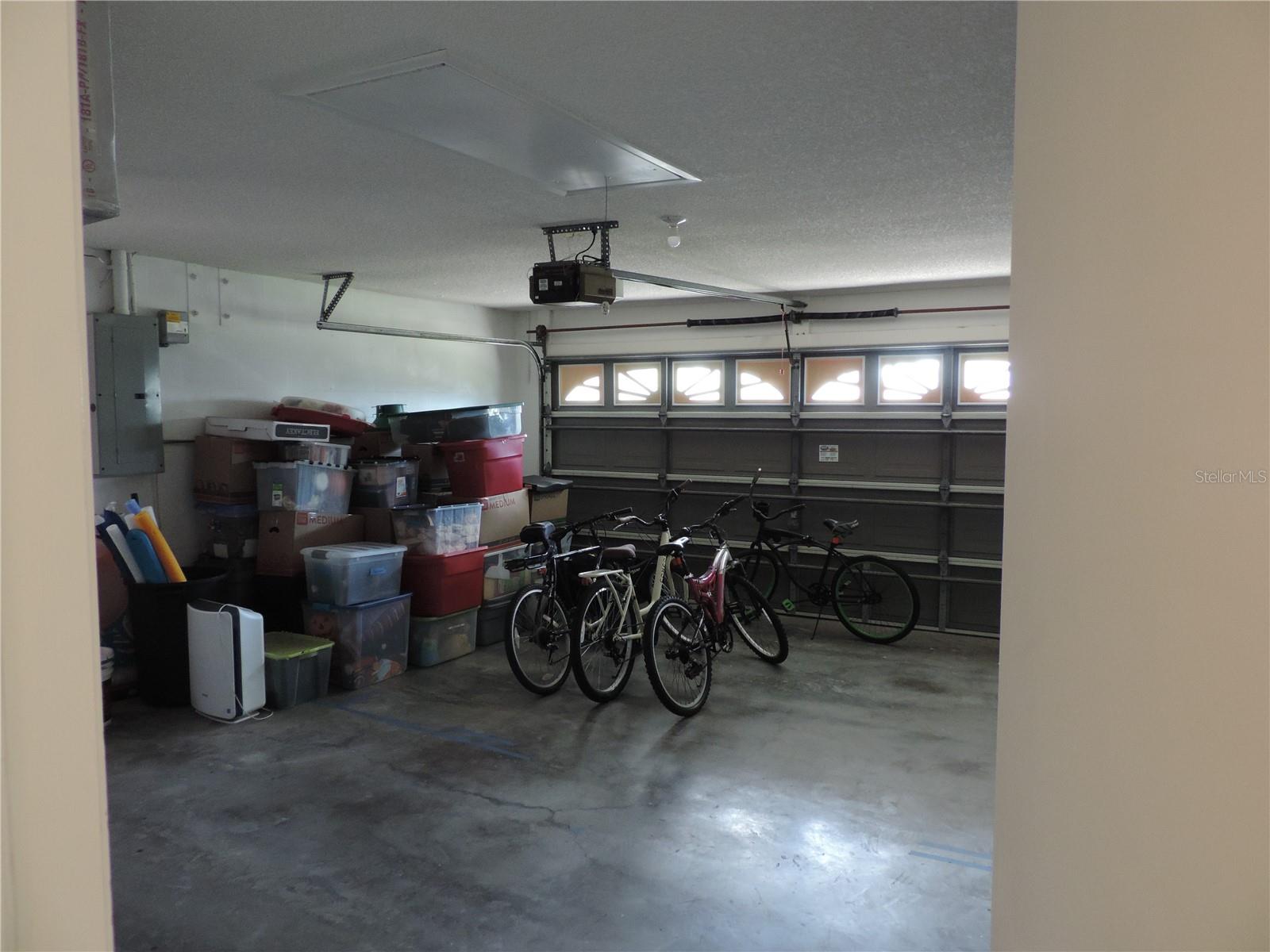 1148 ROYAL RD — photo 13