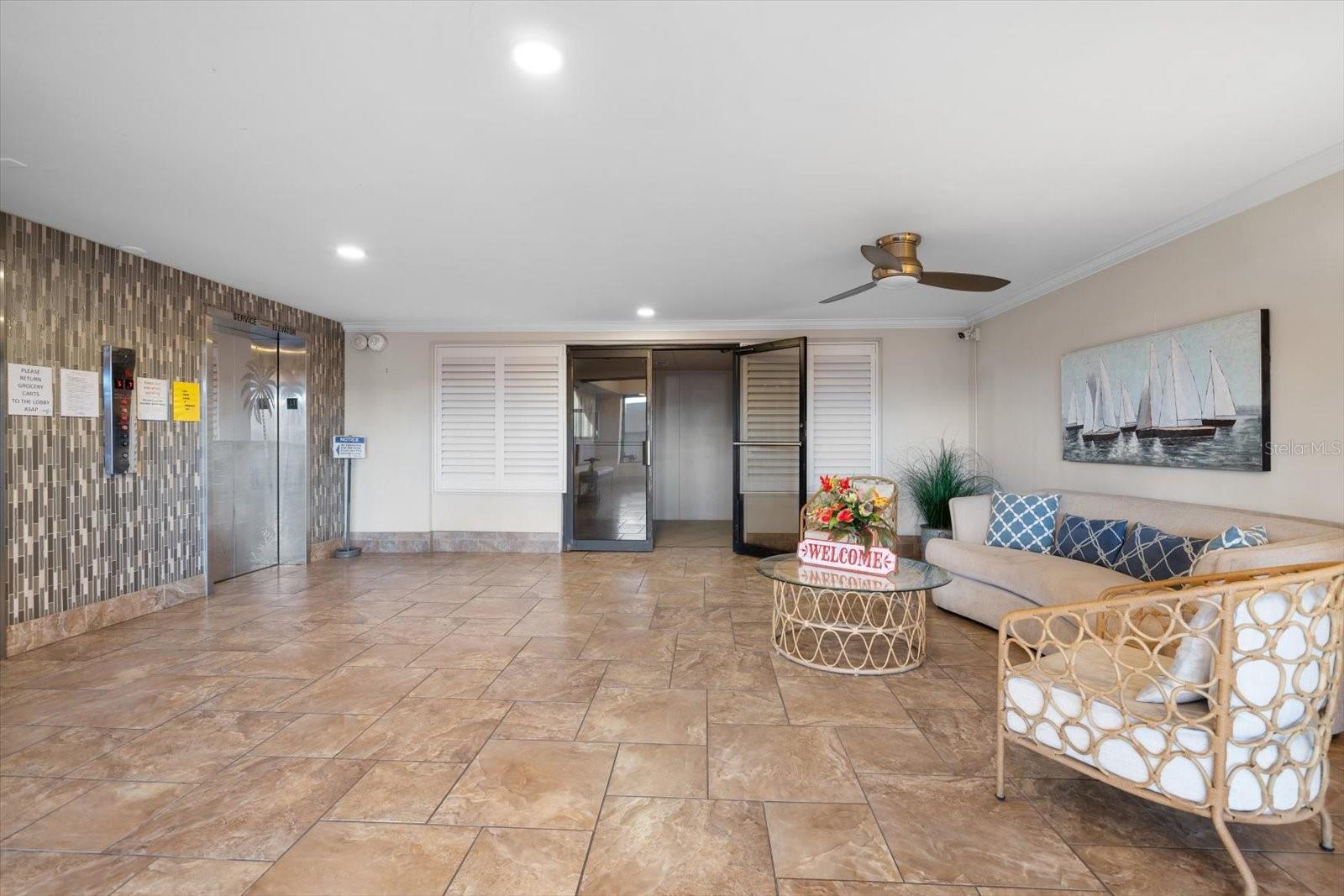 5200 BRITTANY DR S #1503 — photo 34