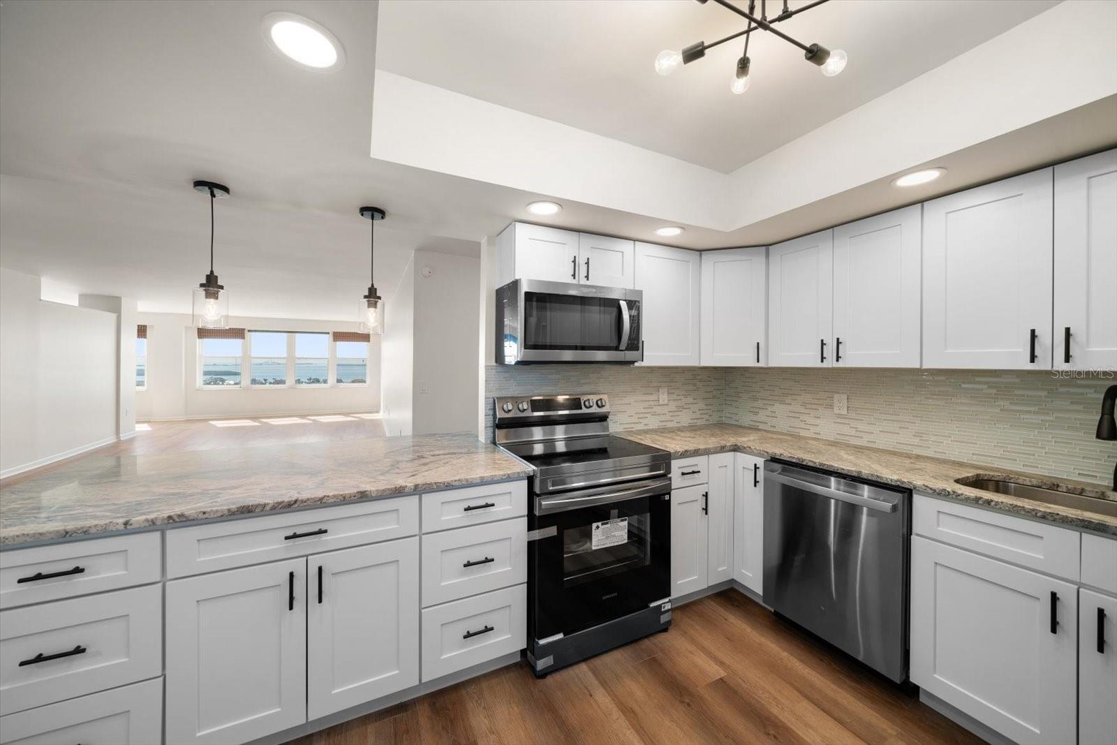 5200 BRITTANY DR S #1503 — photo 9