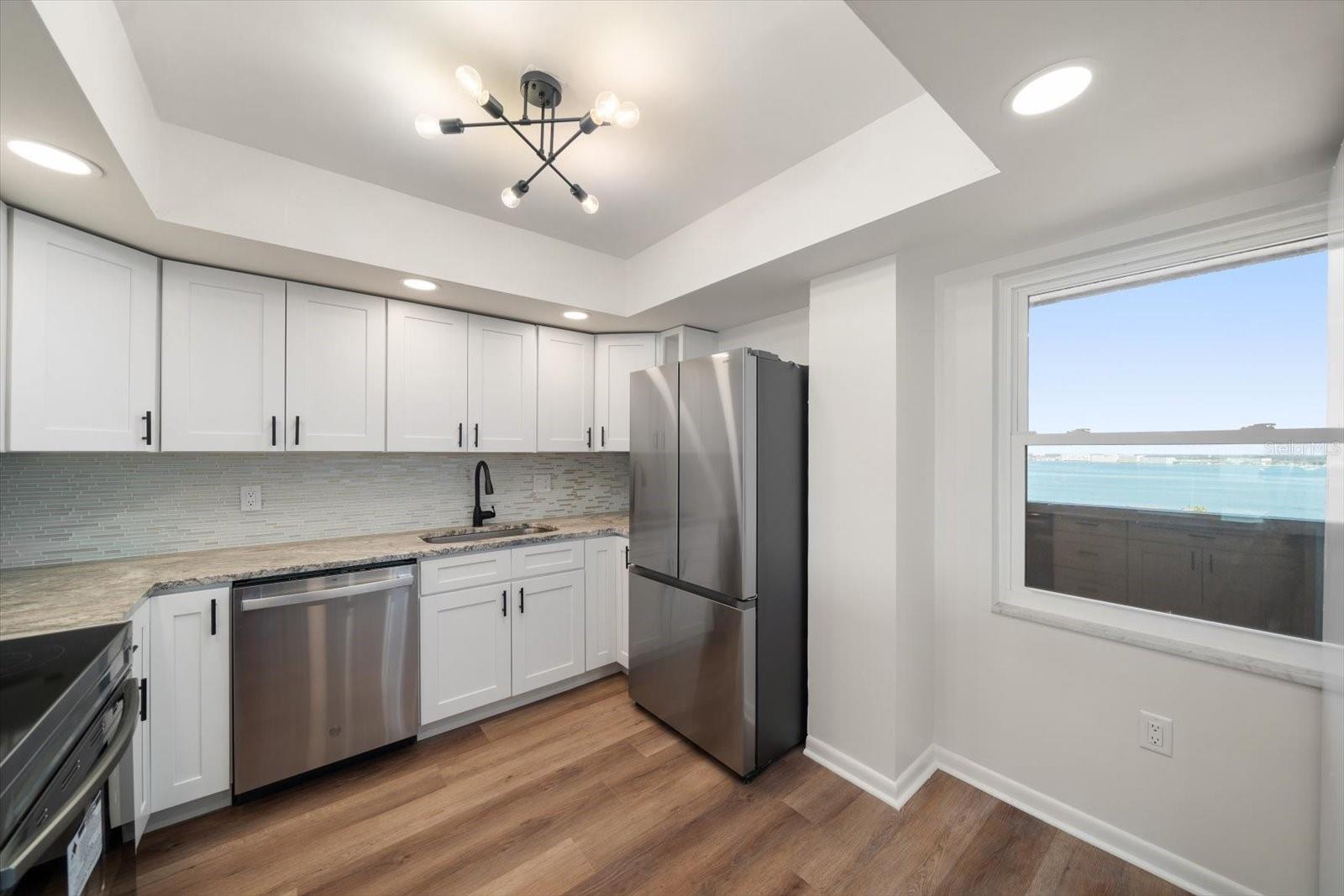 5200 BRITTANY DR S #1503 — photo 10