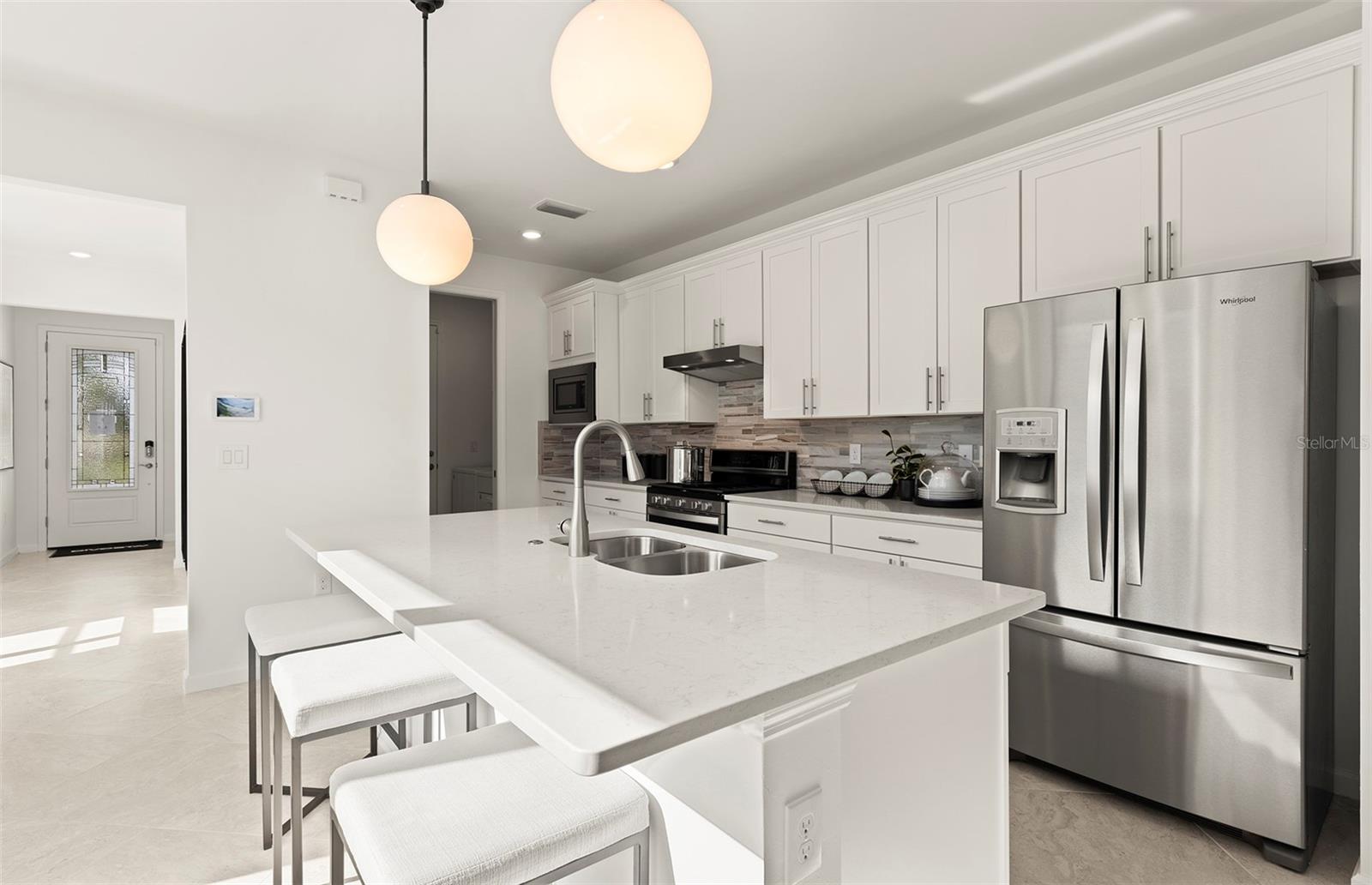 10481 SEA BREEZE RIDGE DR — photo 5