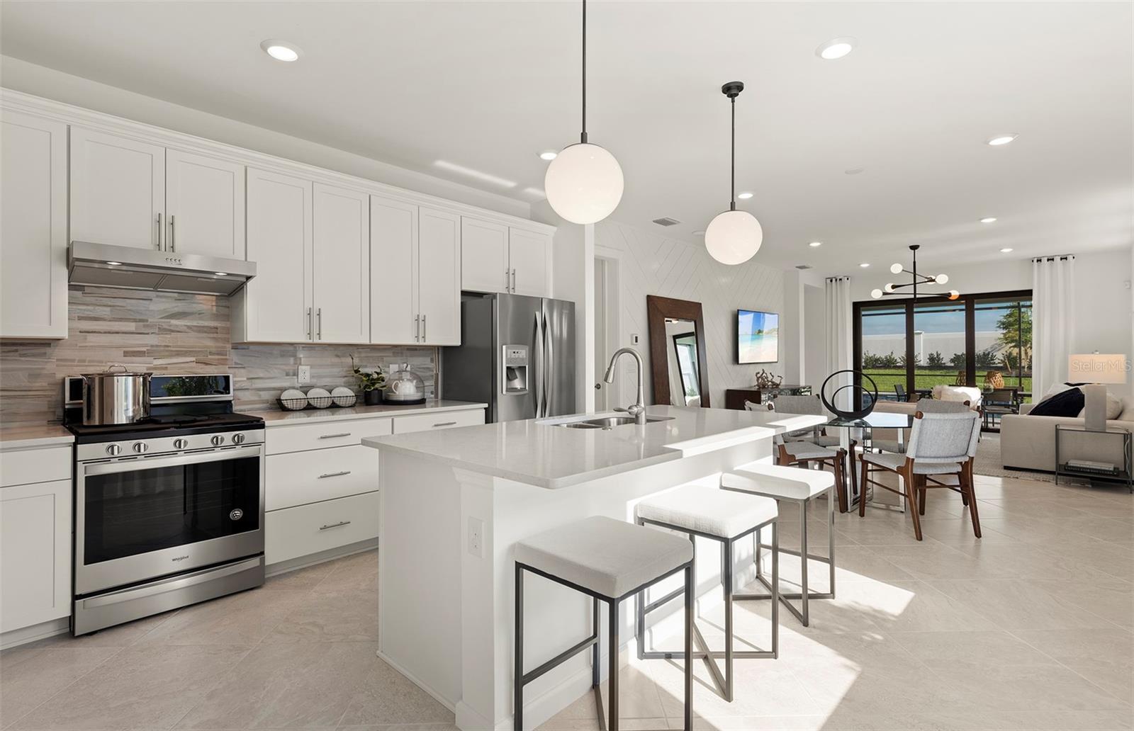 10481 SEA BREEZE RIDGE DR — photo 8