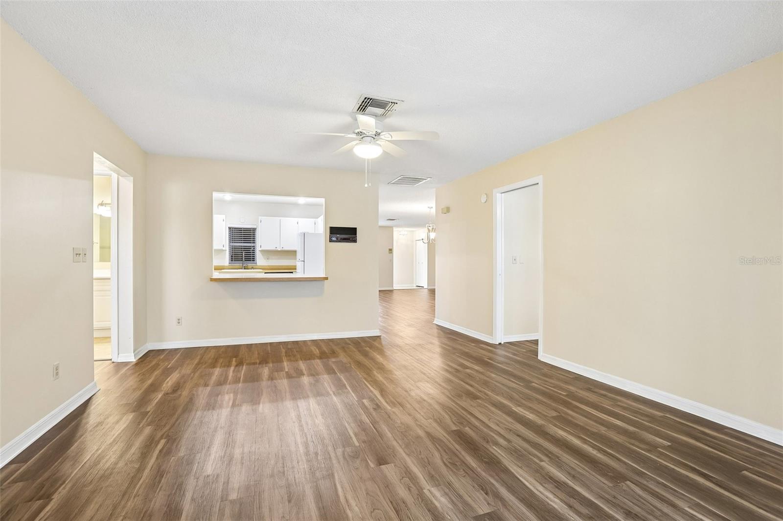 104 CACTUSFLOWER LN — photo 18