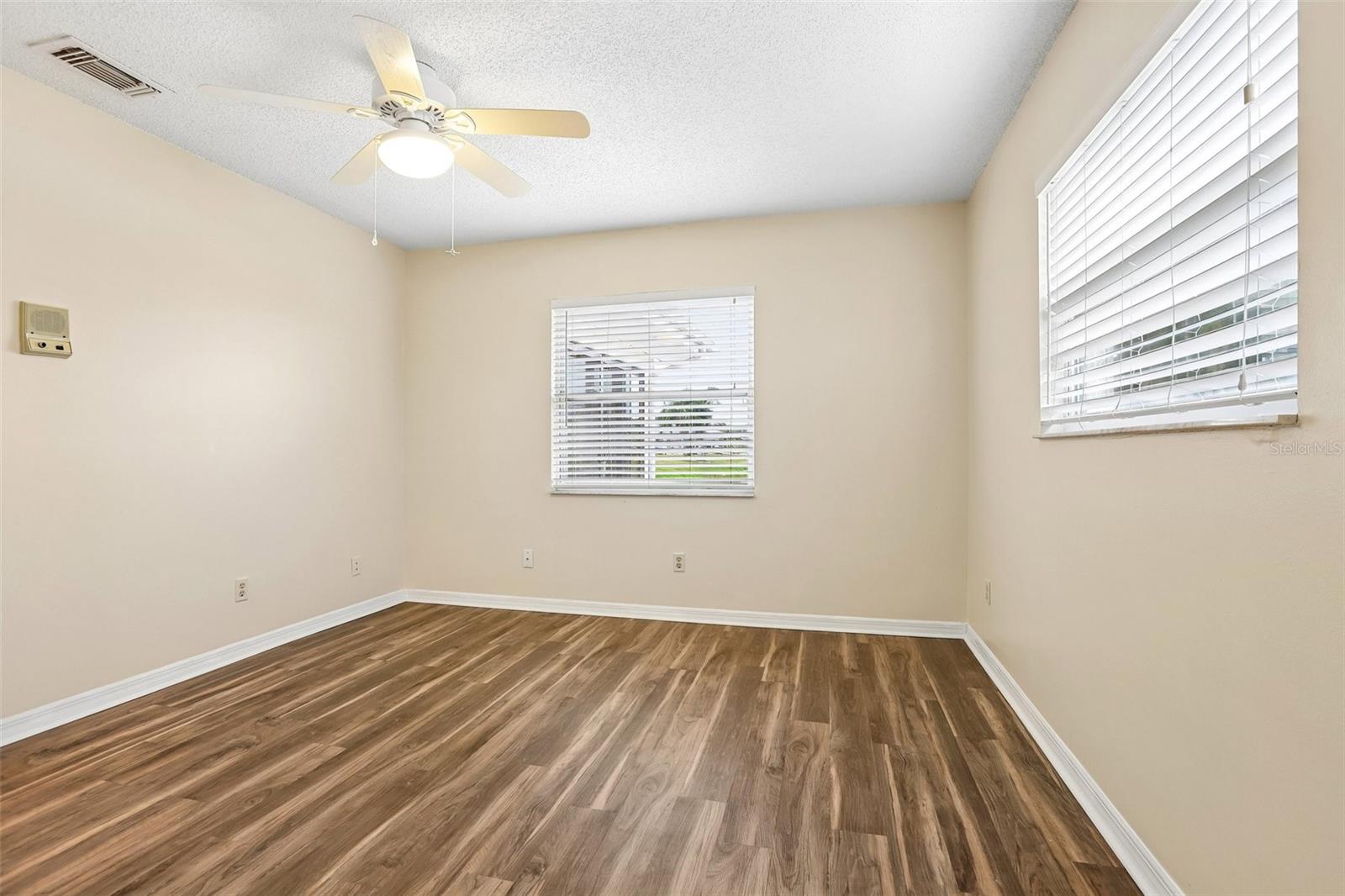 104 CACTUSFLOWER LN — photo 34