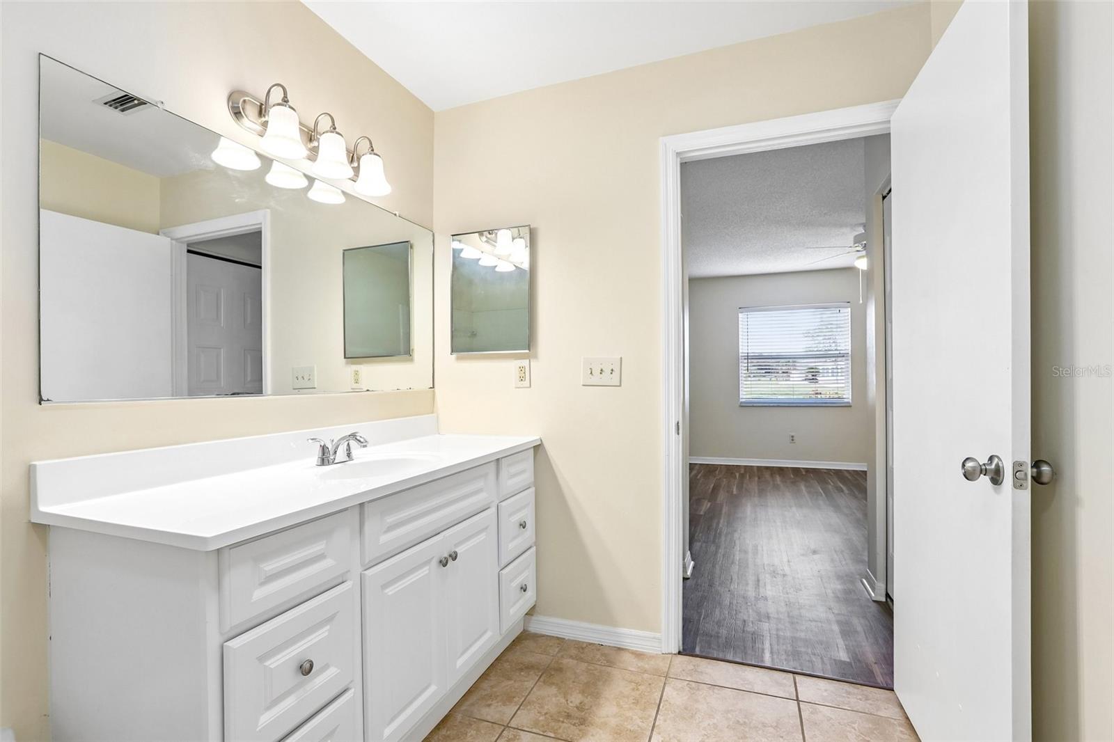 104 CACTUSFLOWER LN — photo 30