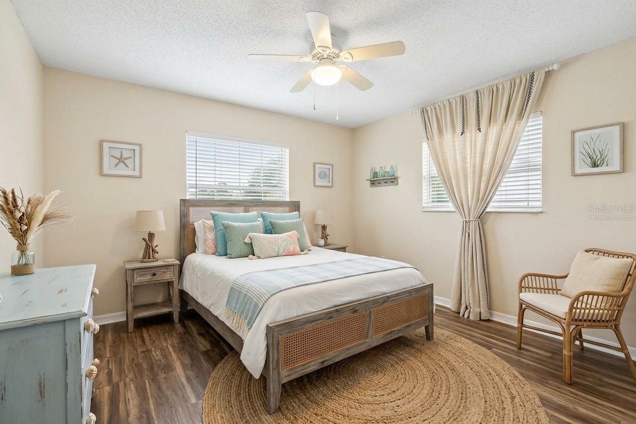 104 CACTUSFLOWER LN — photo 35