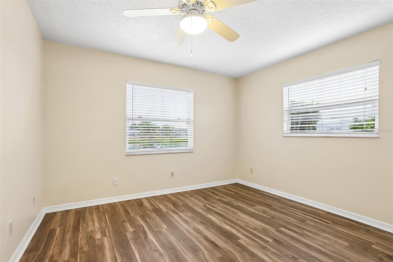 104 CACTUSFLOWER LN — photo 29
