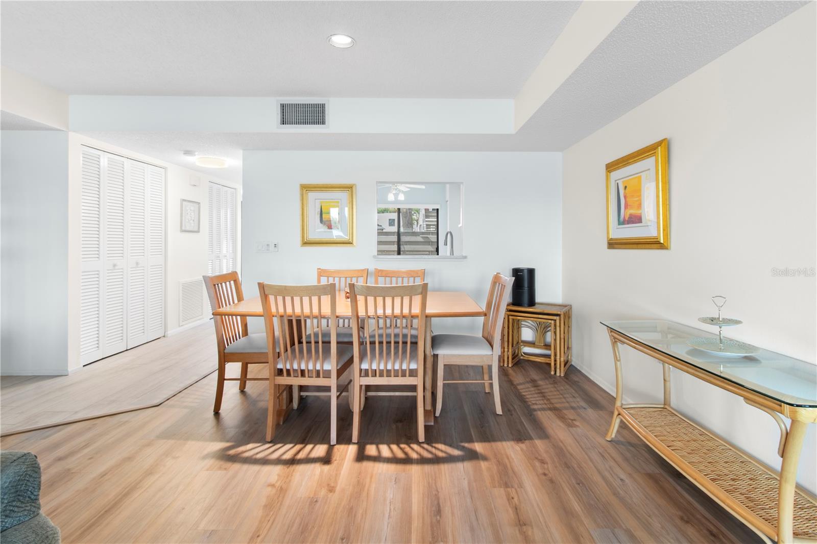 220 LAKEWOOD DR #220 — photo 10