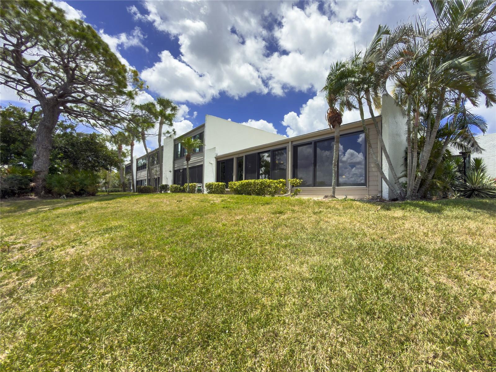 220 LAKEWOOD DR #220 — photo 44