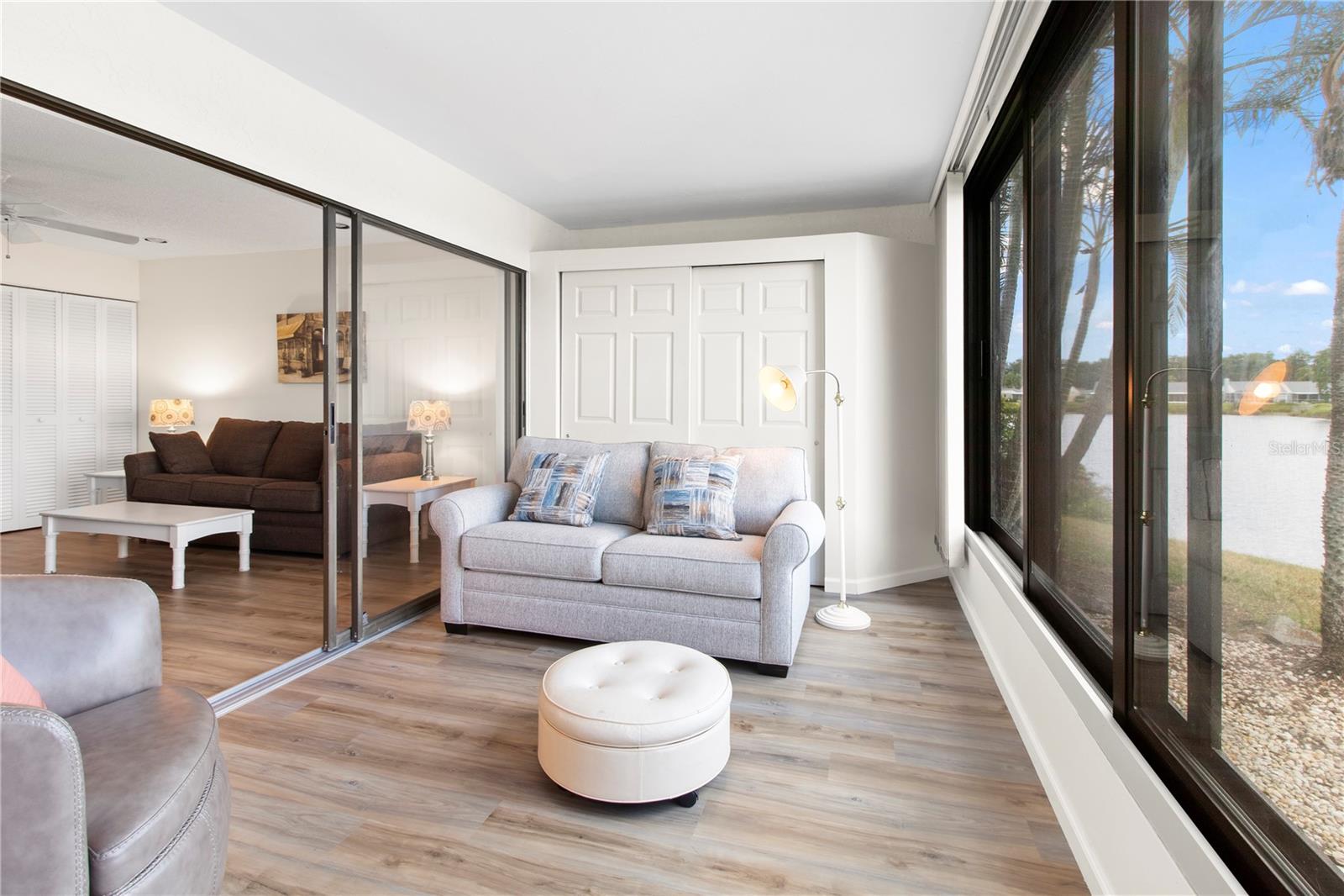 220 LAKEWOOD DR #220 — photo 4