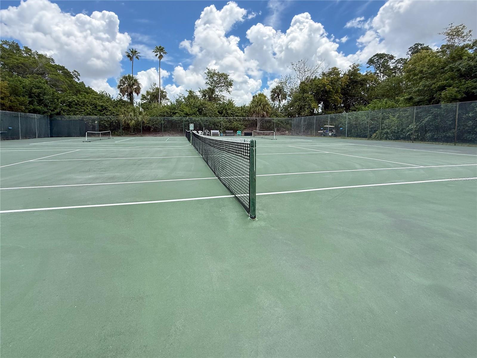 220 LAKEWOOD DR #220 — photo 40
