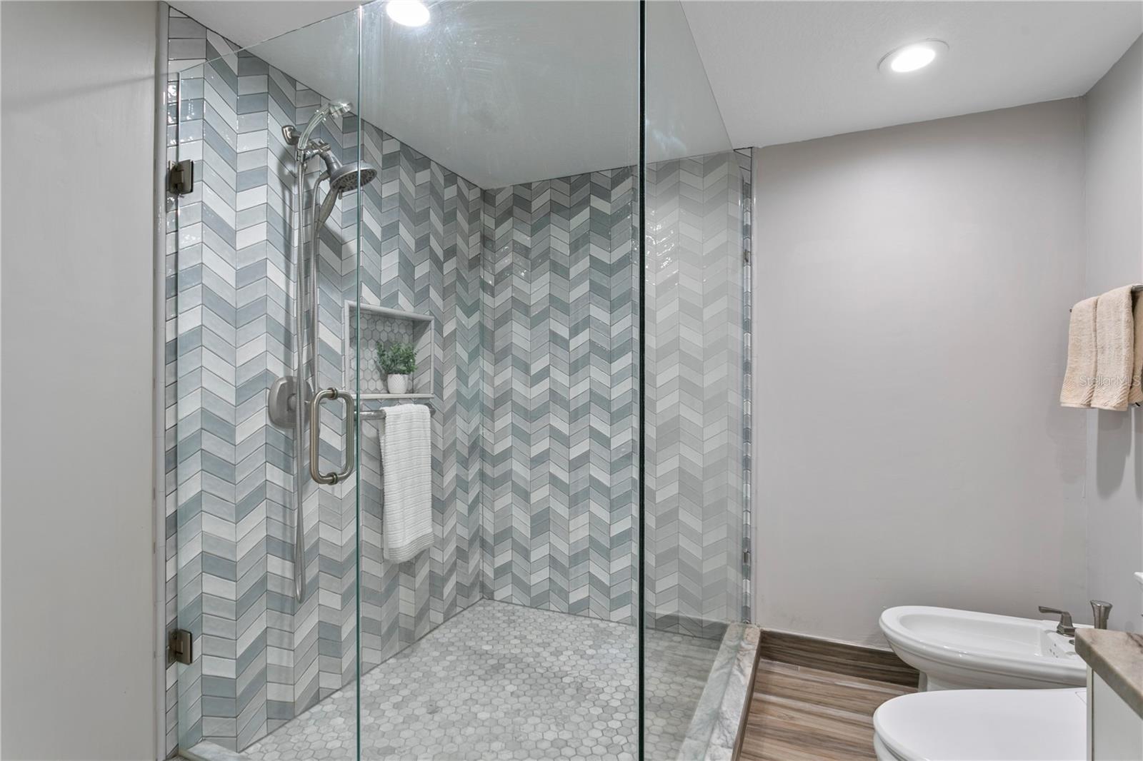 4717 DOLPHIN CAY LN S #503 — photo 34