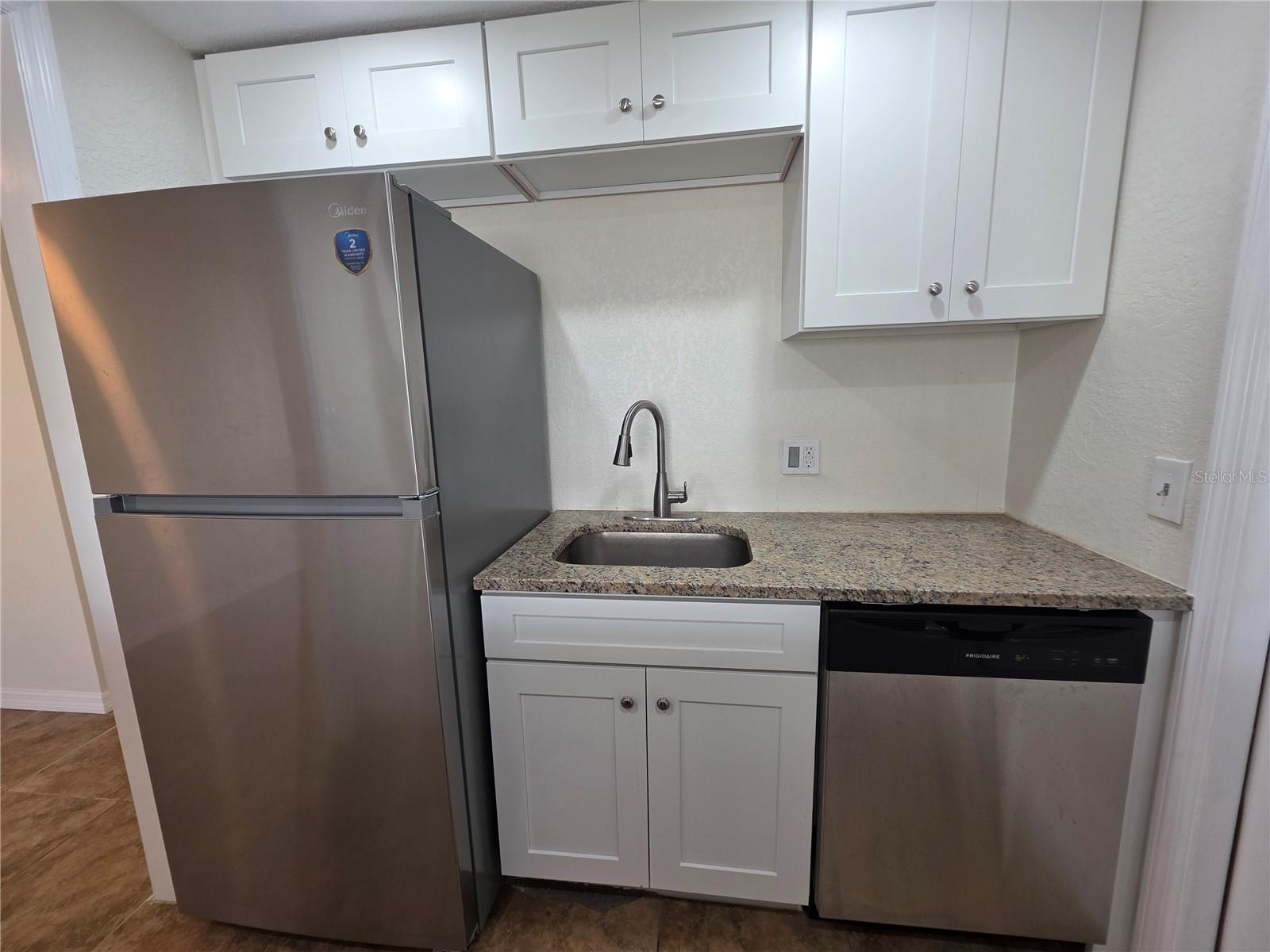 4926 GETNER ST #4926 — photo 6