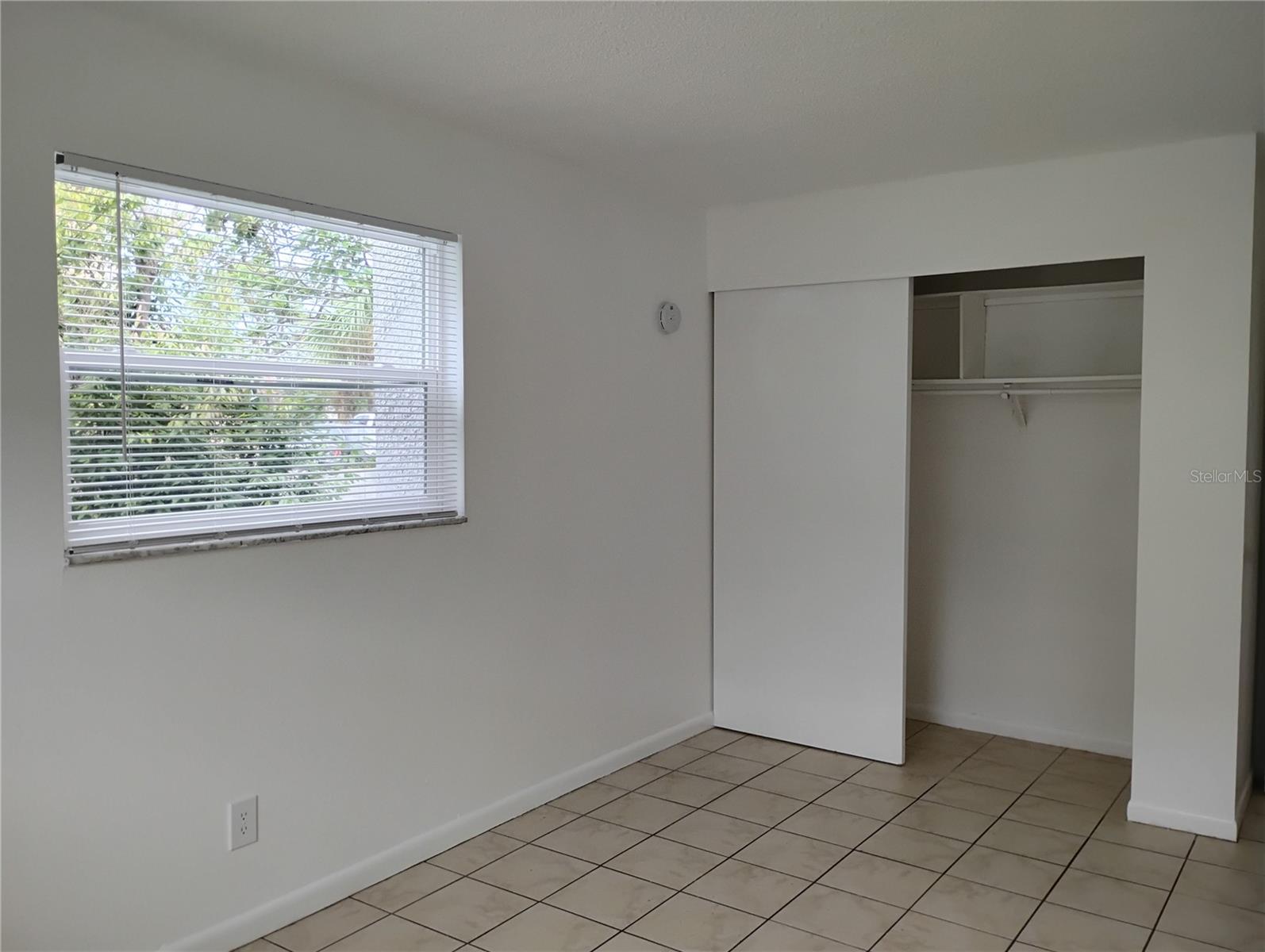 116 SW JEFFERSON CIR #5 — photo 12