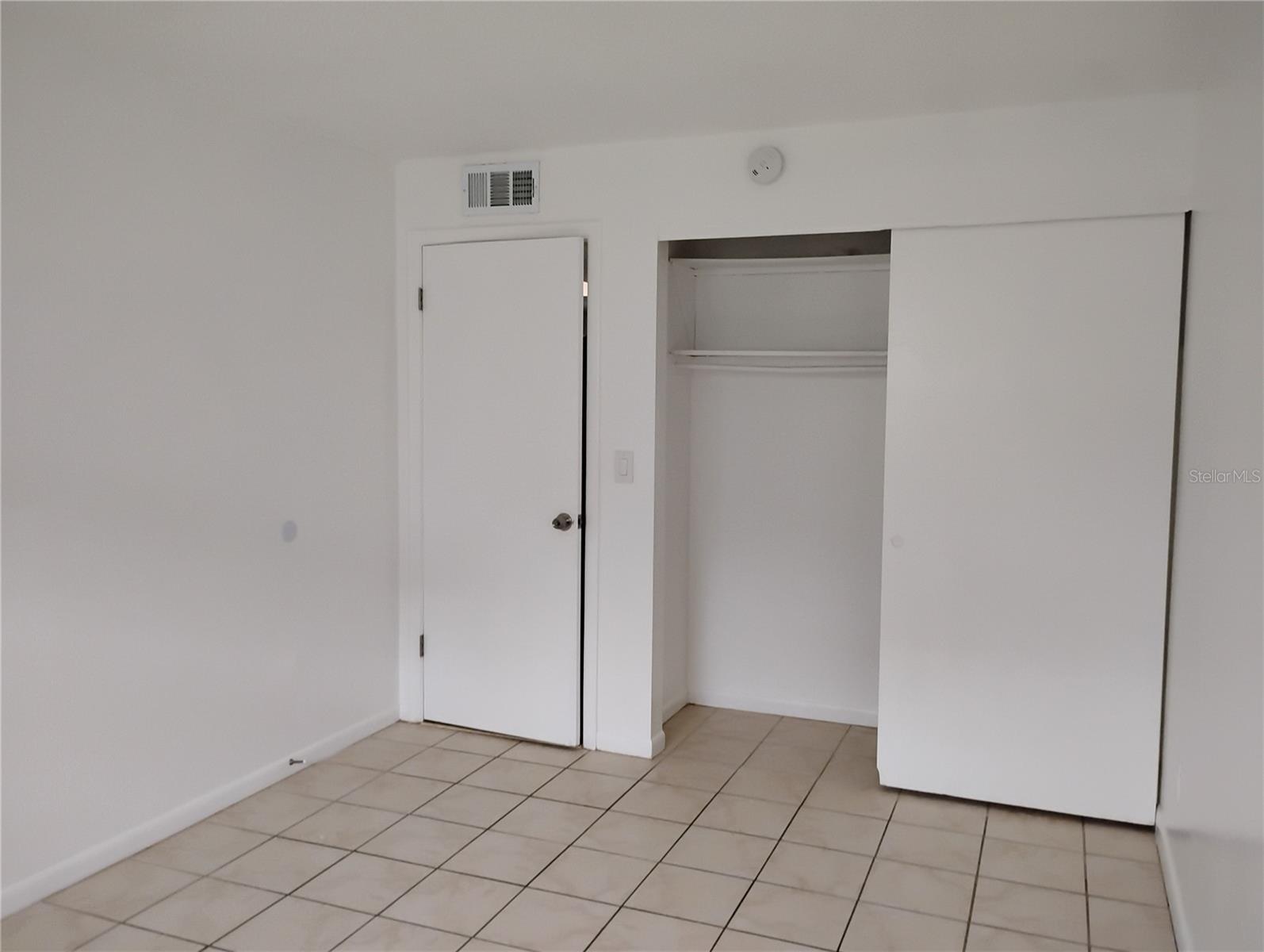116 SW JEFFERSON CIR #5 — photo 16