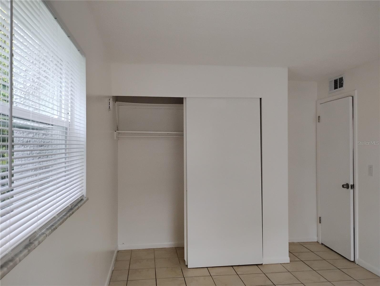 116 SW JEFFERSON CIR #5 — photo 13