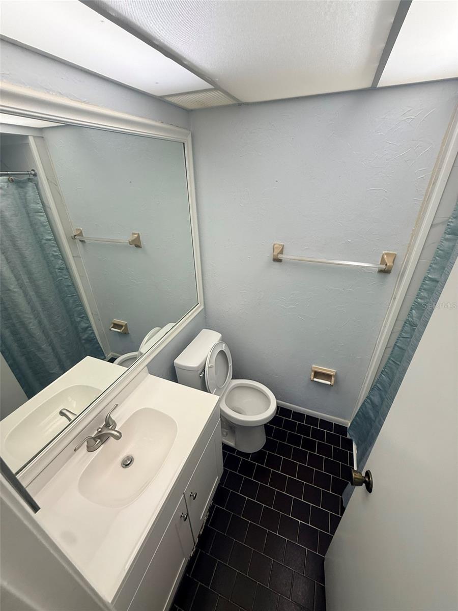 3501 LONGMEADOW #1 — photo 45