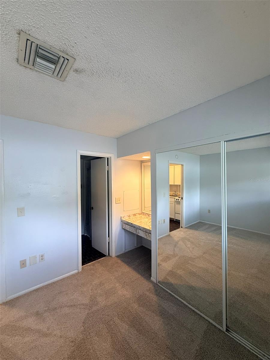 3501 LONGMEADOW #1 — photo 37