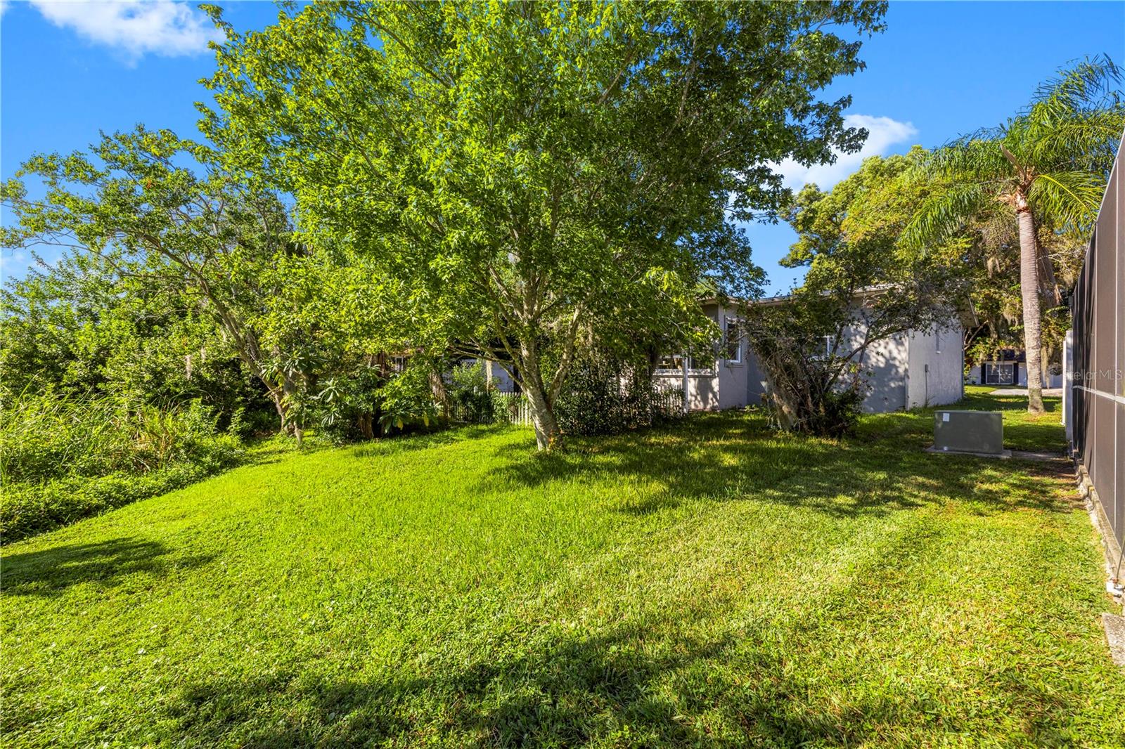 6432 MEADOWBROOK LN — photo 43