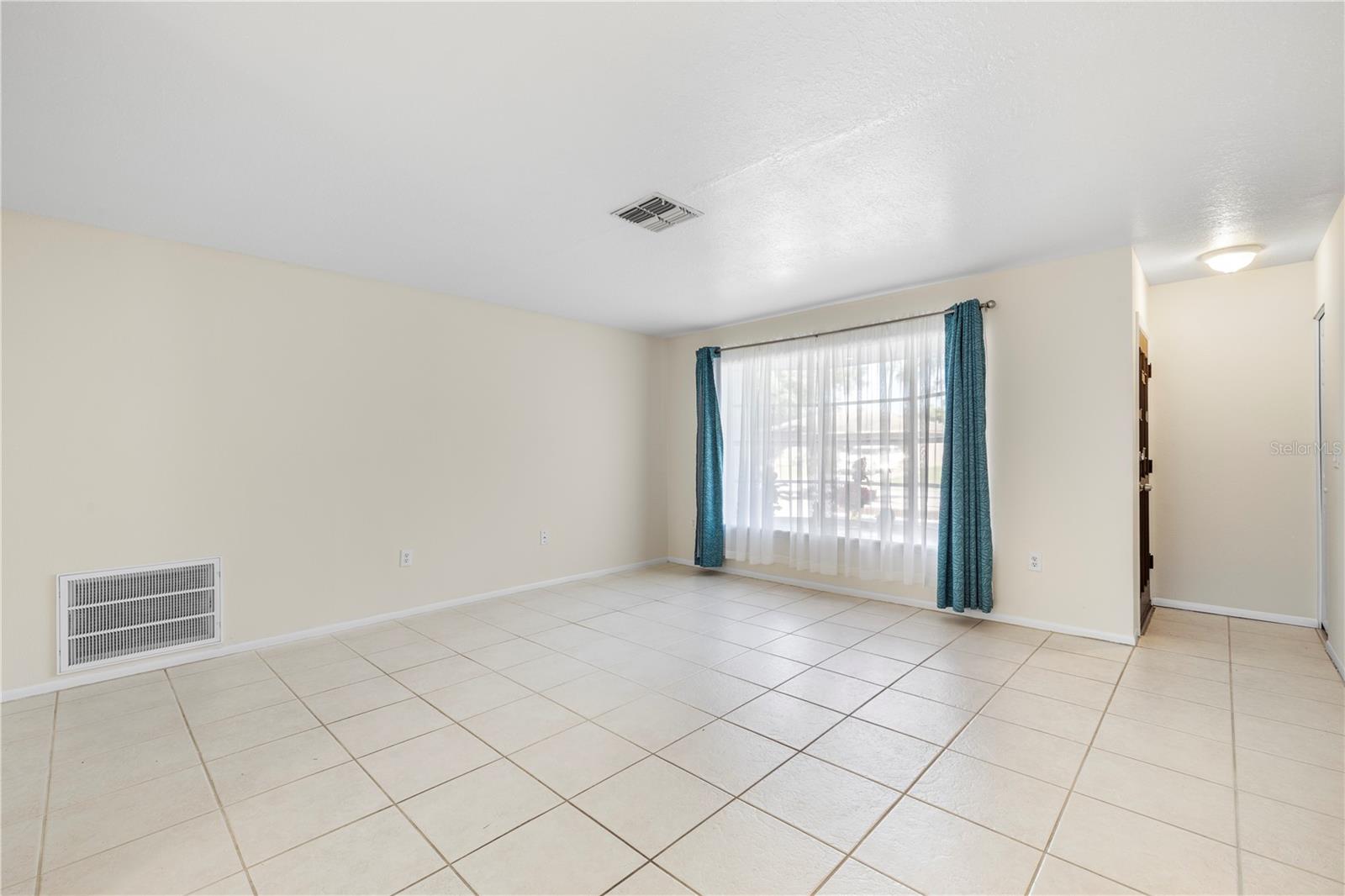 6432 MEADOWBROOK LN — photo 8