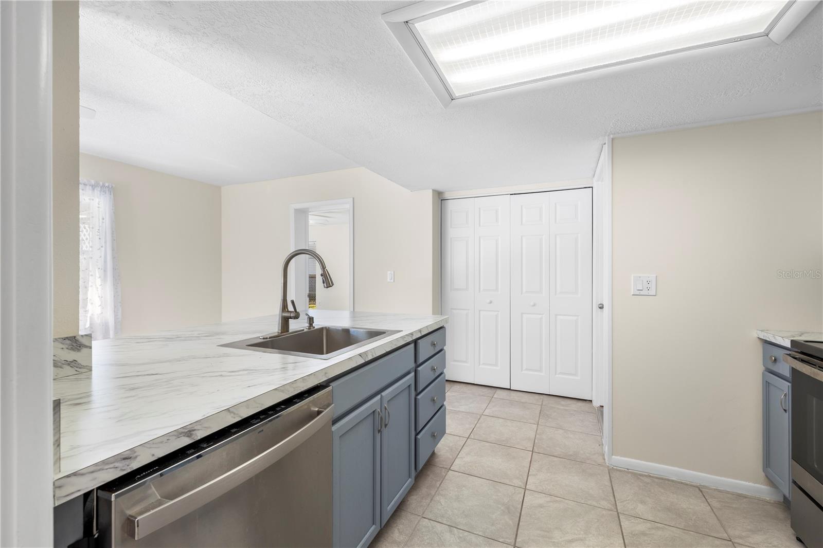 6432 MEADOWBROOK LN — photo 13