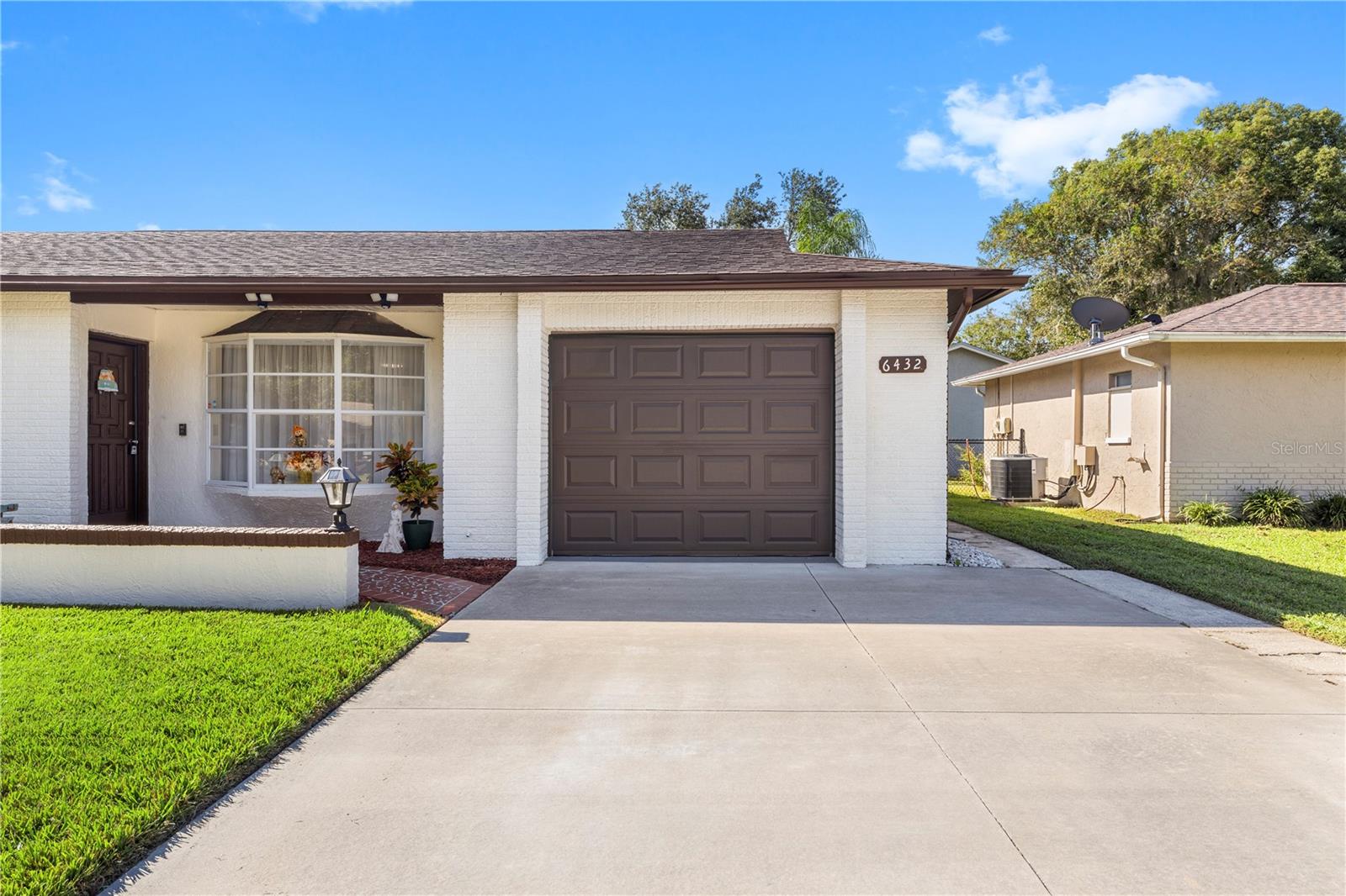 6432 MEADOWBROOK LN — photo 4