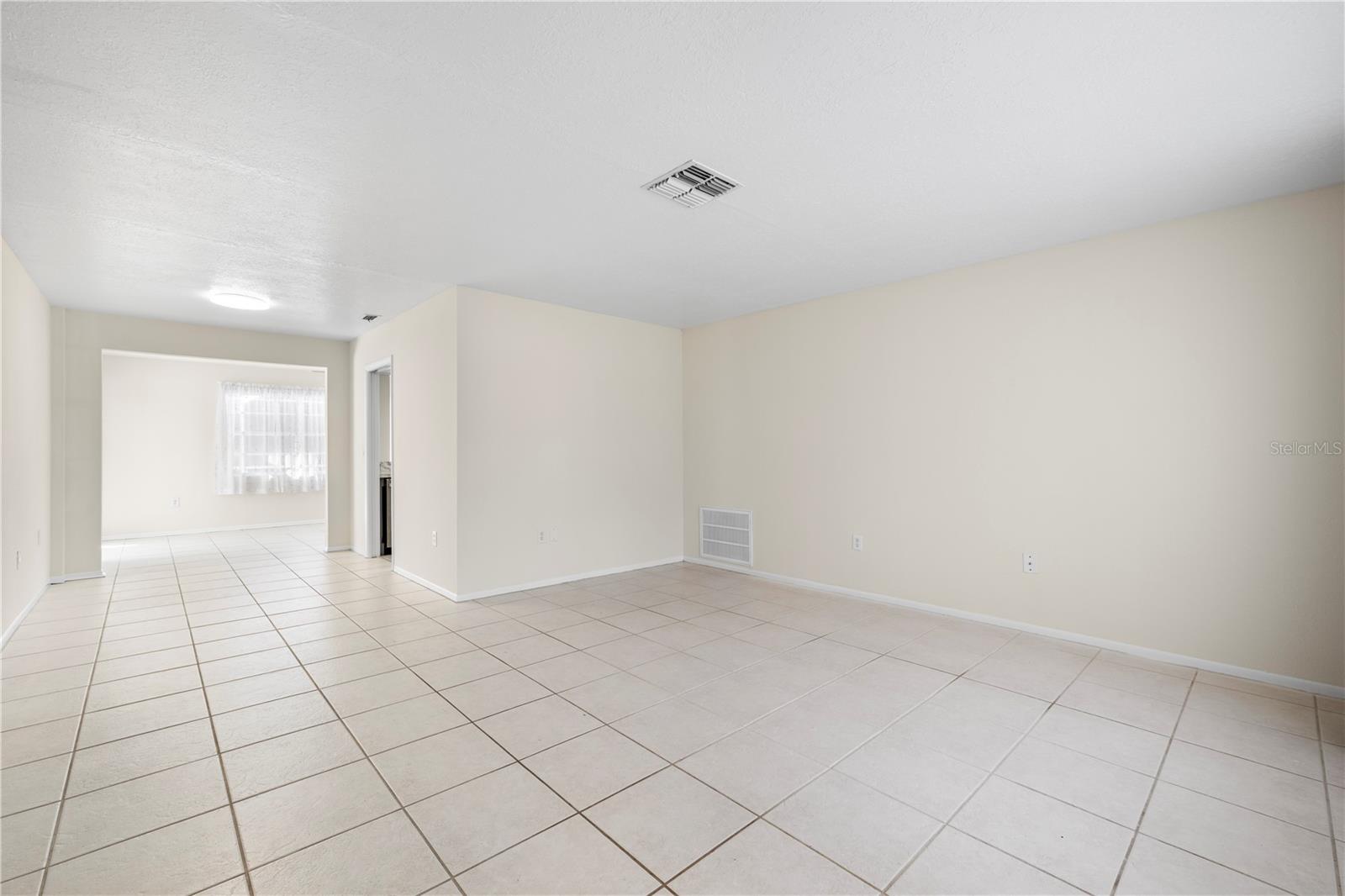 6432 MEADOWBROOK LN — photo 9