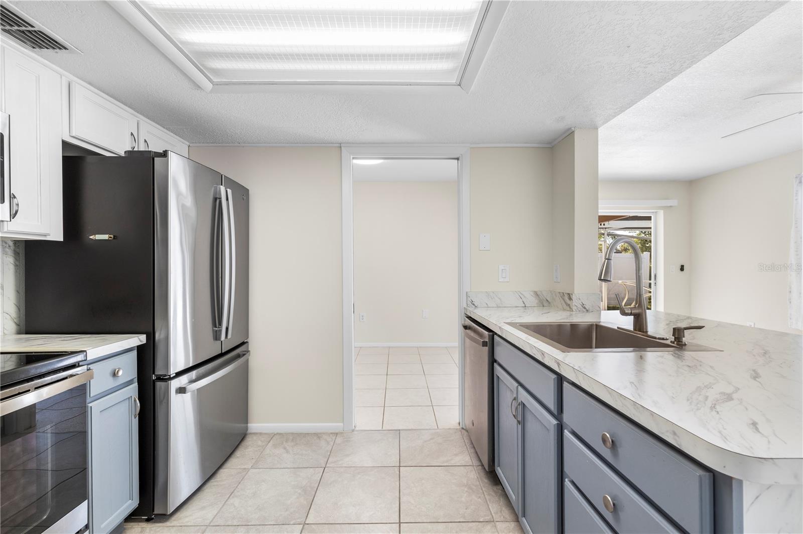 6432 MEADOWBROOK LN — photo 11